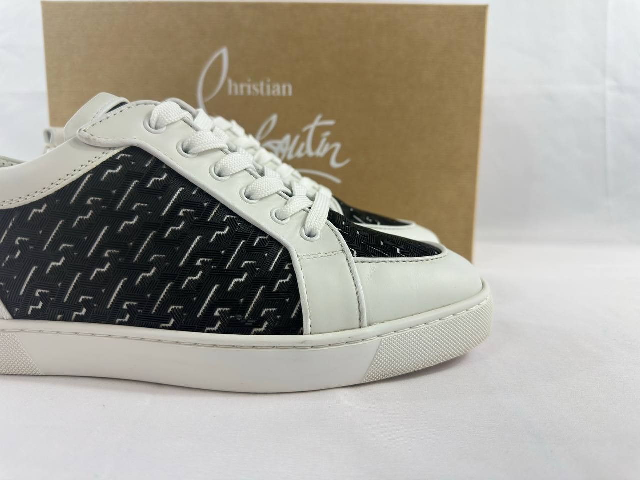 Christian Louboutin Christian Louboutin Rantulow Orlato Flat Sneakers Size US 9 / EU 42 - 3 Thumbnail