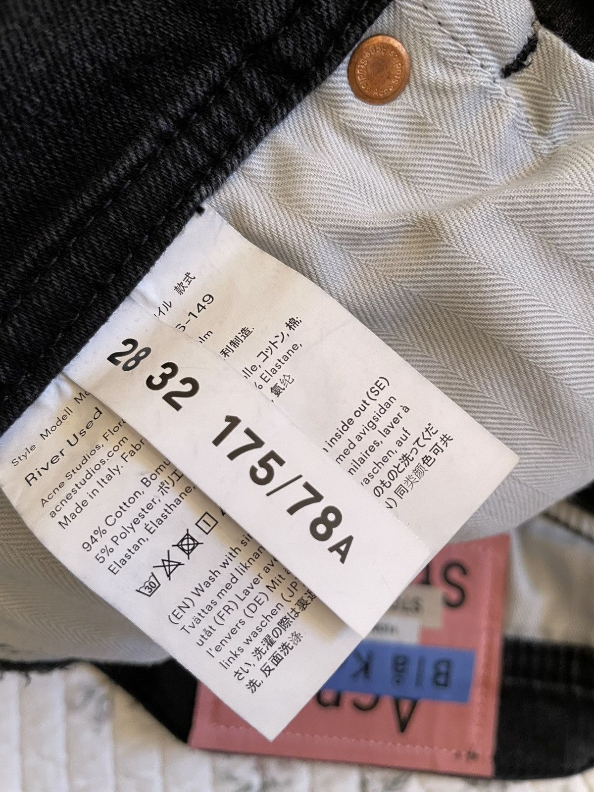 Acne Studios Acne Studios River Used Blk jeans Size US 28 / EU 44 - 6 Thumbnail