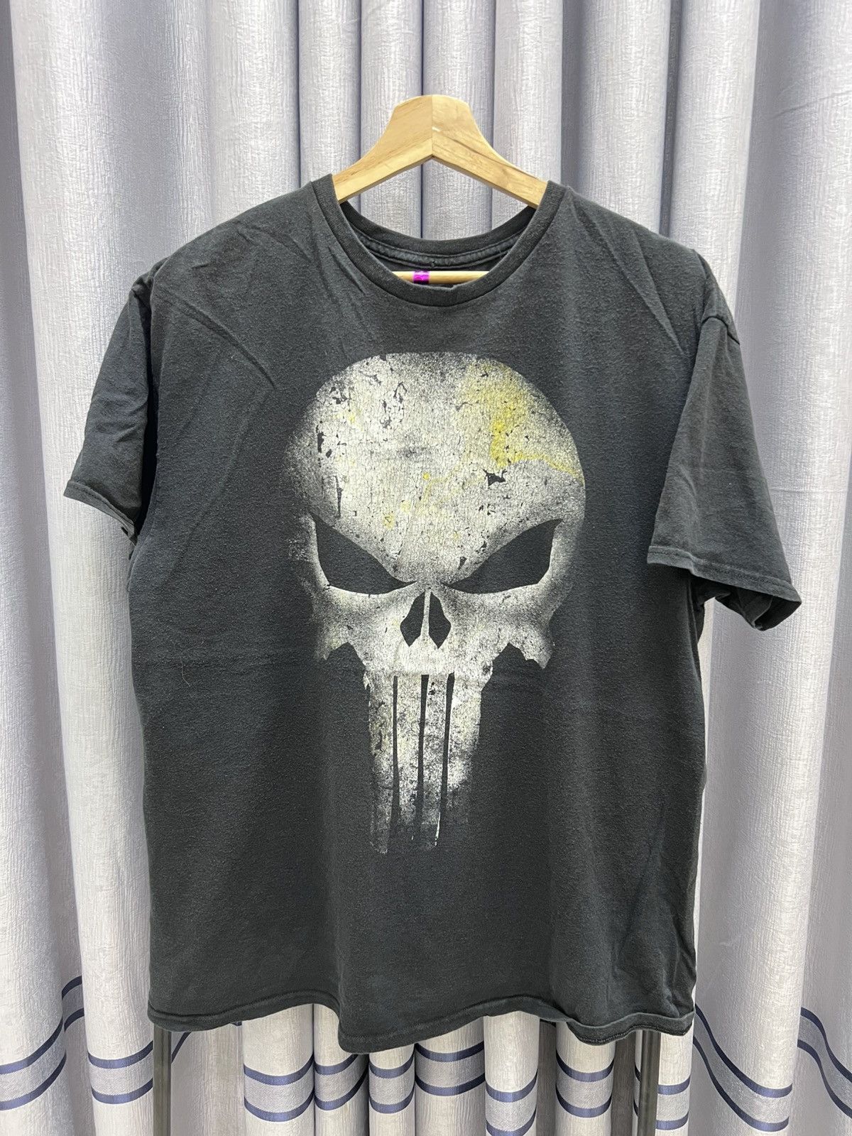 Y2K Thrashed Faded amarvel Punisher Skull Tee