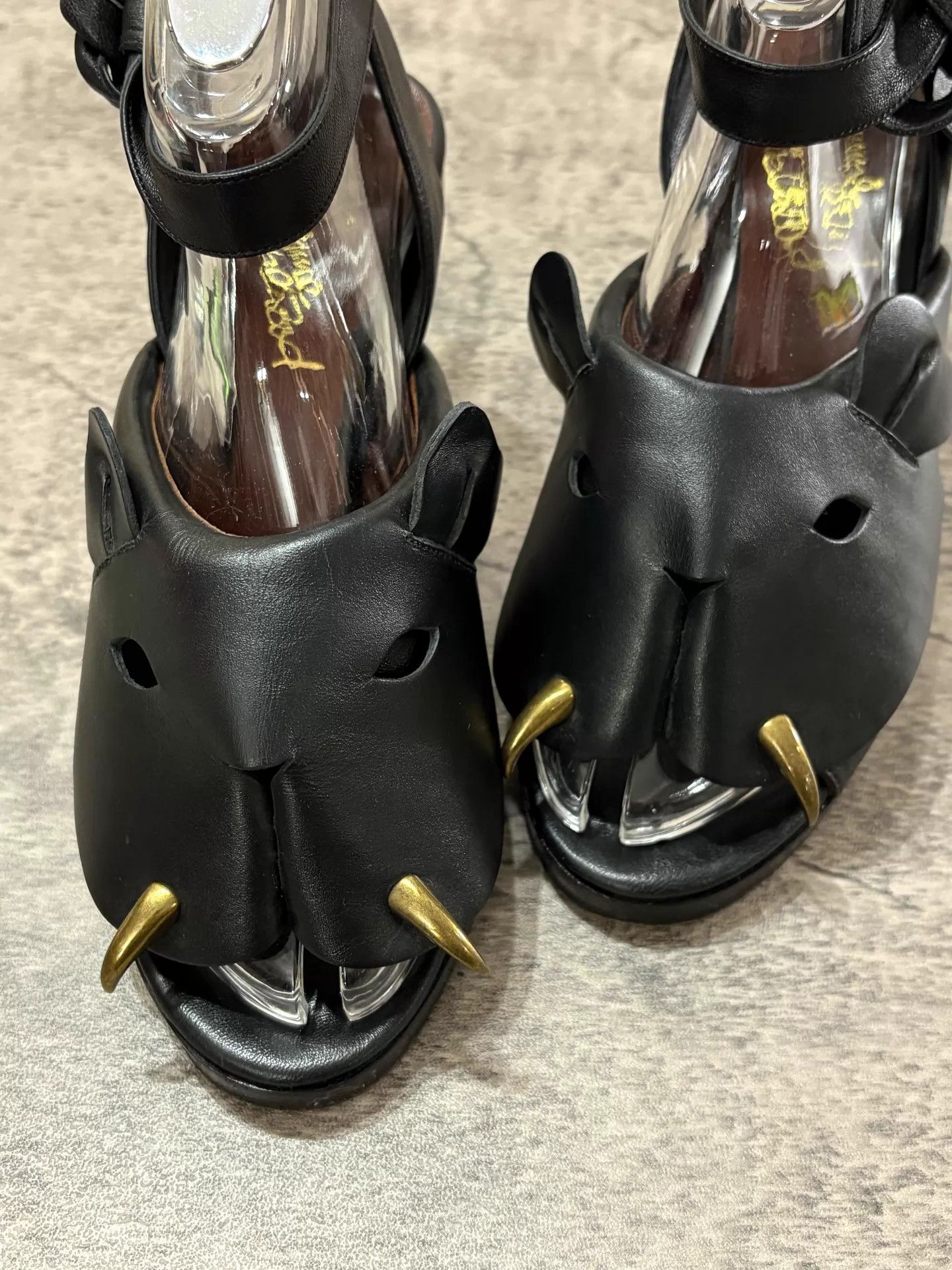 Vivienne Westwood Vivienne Westwood Vintage Tiger Head Strap Kitten Heel 38 Size US 7.5 / IT 37.5 - 2 Thumbnail