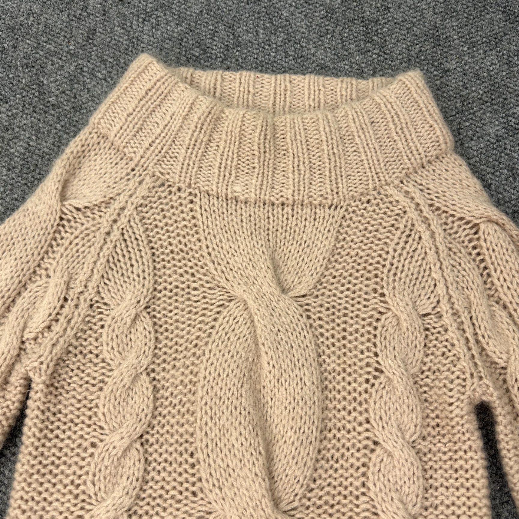 Vintage Moda International Sweater Women Small Beige Mohair Blend Cable Knit Turtleneck 3/4 Sleeve Raglan Heavyweight Knit Womens Size S / US 4 / IT 40 - 4 Thumbnail