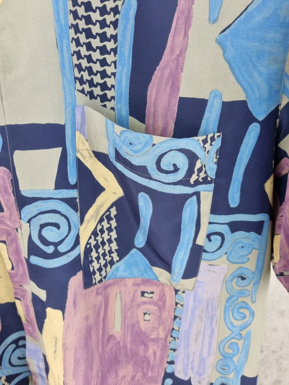 Vintage Vintage Silk Shirt Abstract Christian Dior Style Size US L / EU 52-54 / 3 - 9 Thumbnail
