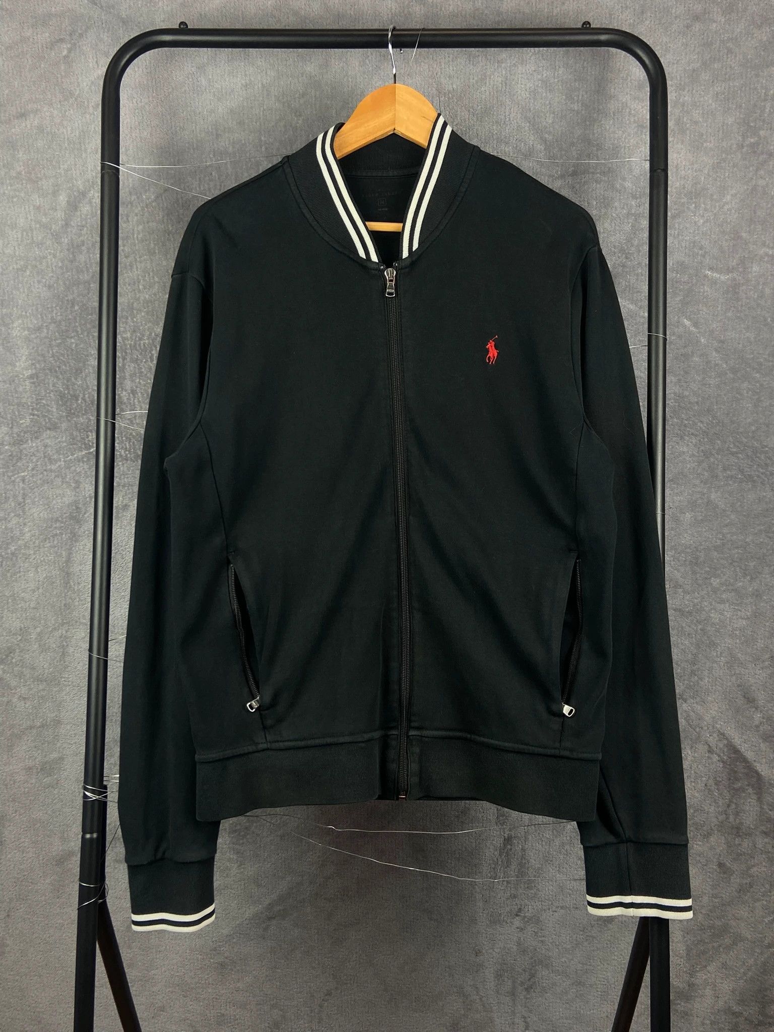 Ralph Lauren Ralph Lauren black varsity style embroidered red logo size S Size US M / EU 48-50 / 2 - 1 Thumbnail