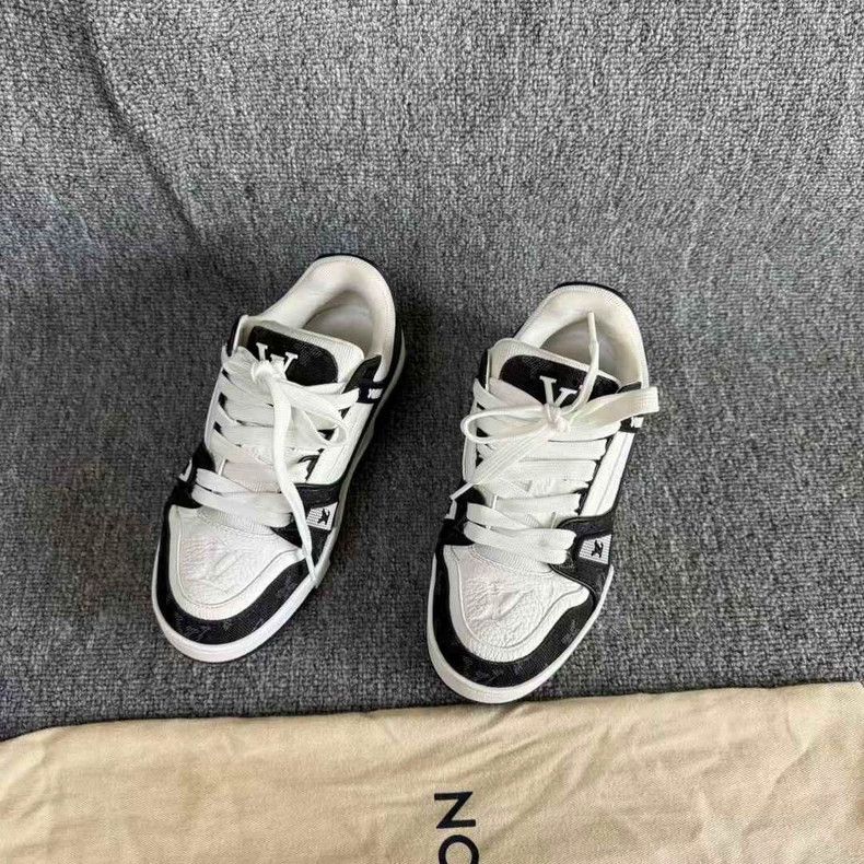 Louis Vuitton Louis Vuitton Trainer Black and White Cowboy shoes Size US 12 / IT 42 - 4 Thumbnail