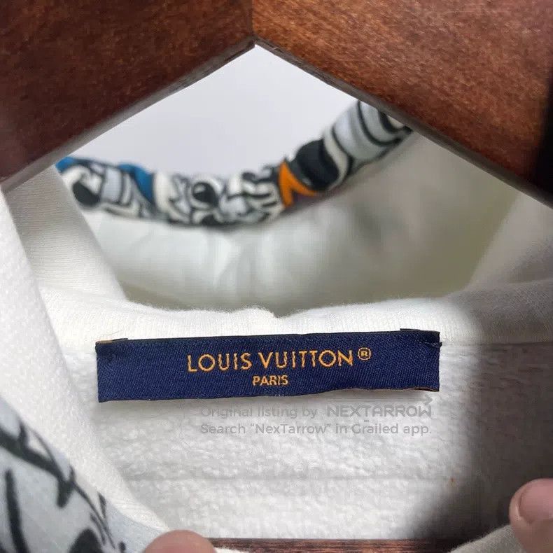 Louis Vuitton Louis Vuitton Cartoon Full Print Hoodie Size US M / EU 48-50 / 2 - 3 Thumbnail