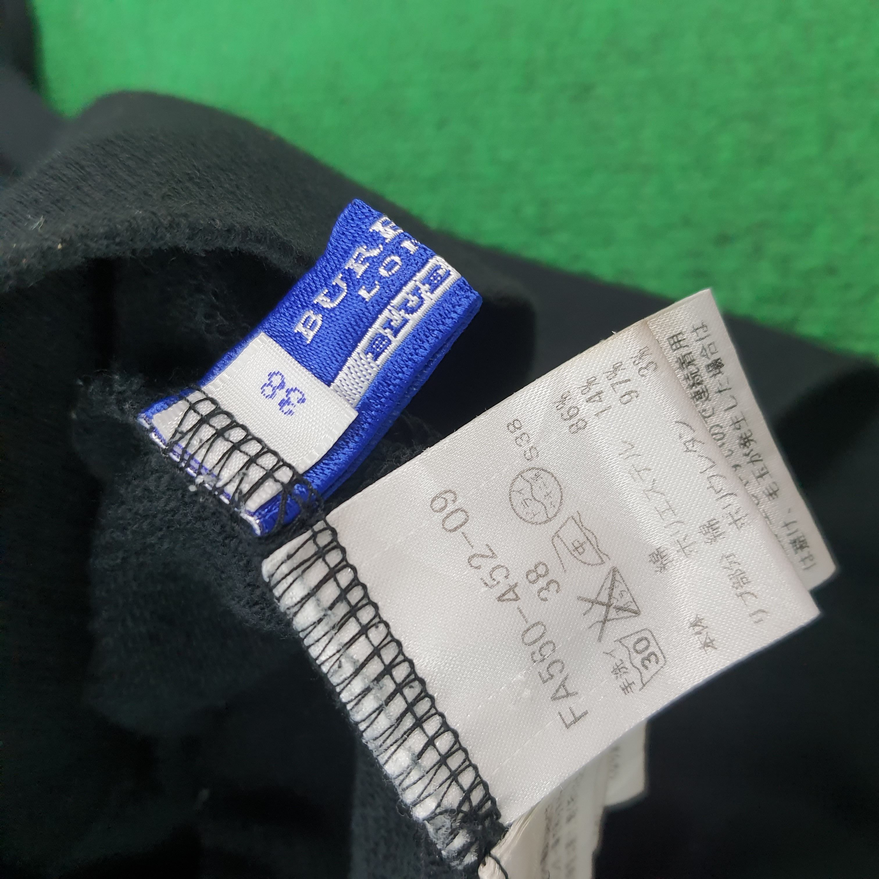 Burberry Vintage Burberry Blue Label Custom Logo Cardigan C302N22 Size XS / US 0-2 / IT 36-38 - 6 Thumbnail