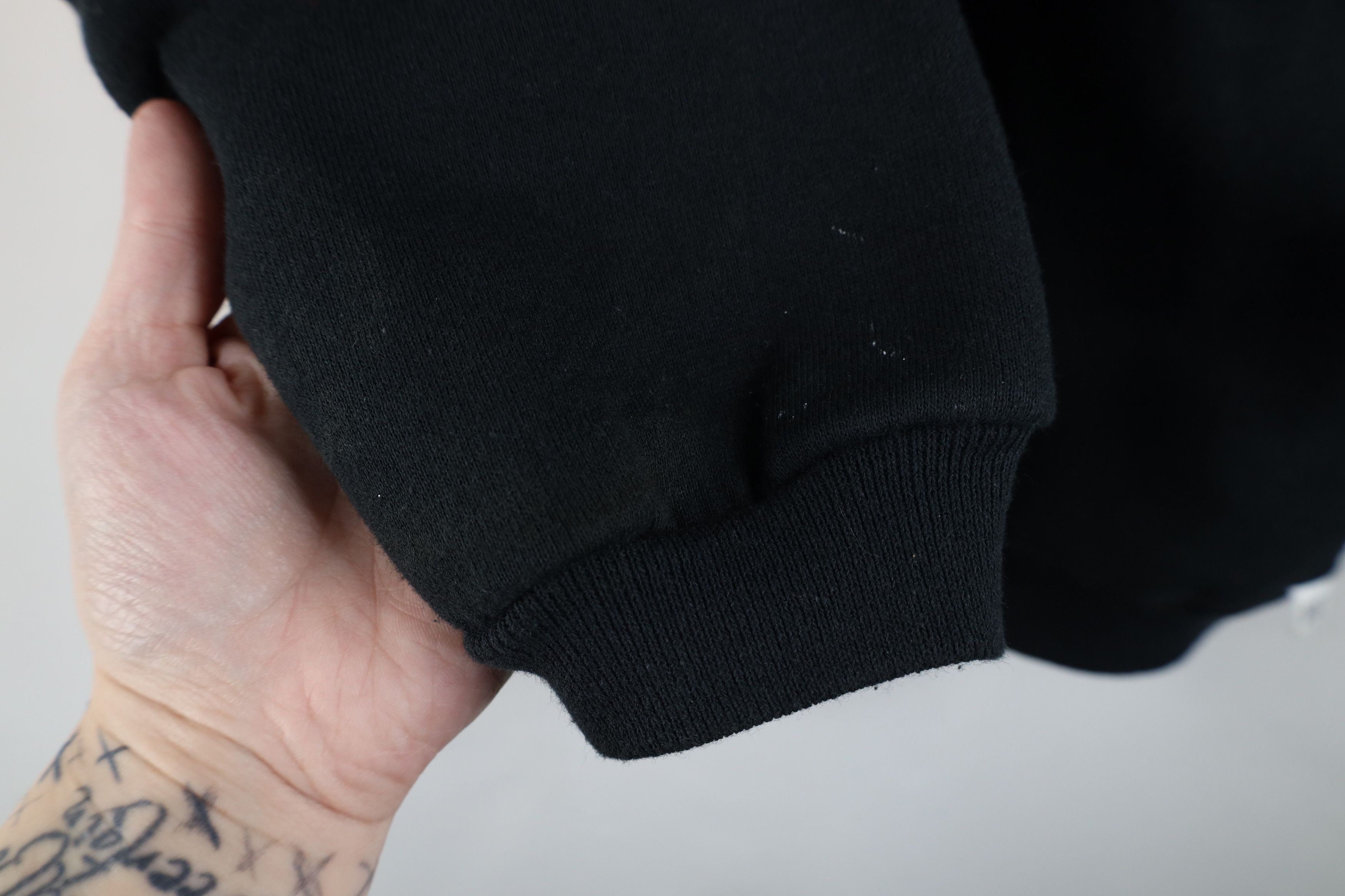Russell Athletic × Vintage Vintage 90s Russell Athletic Crewneck Sweatshirt Black USA Size US S / EU 44-46 / 1 - 7 Thumbnail