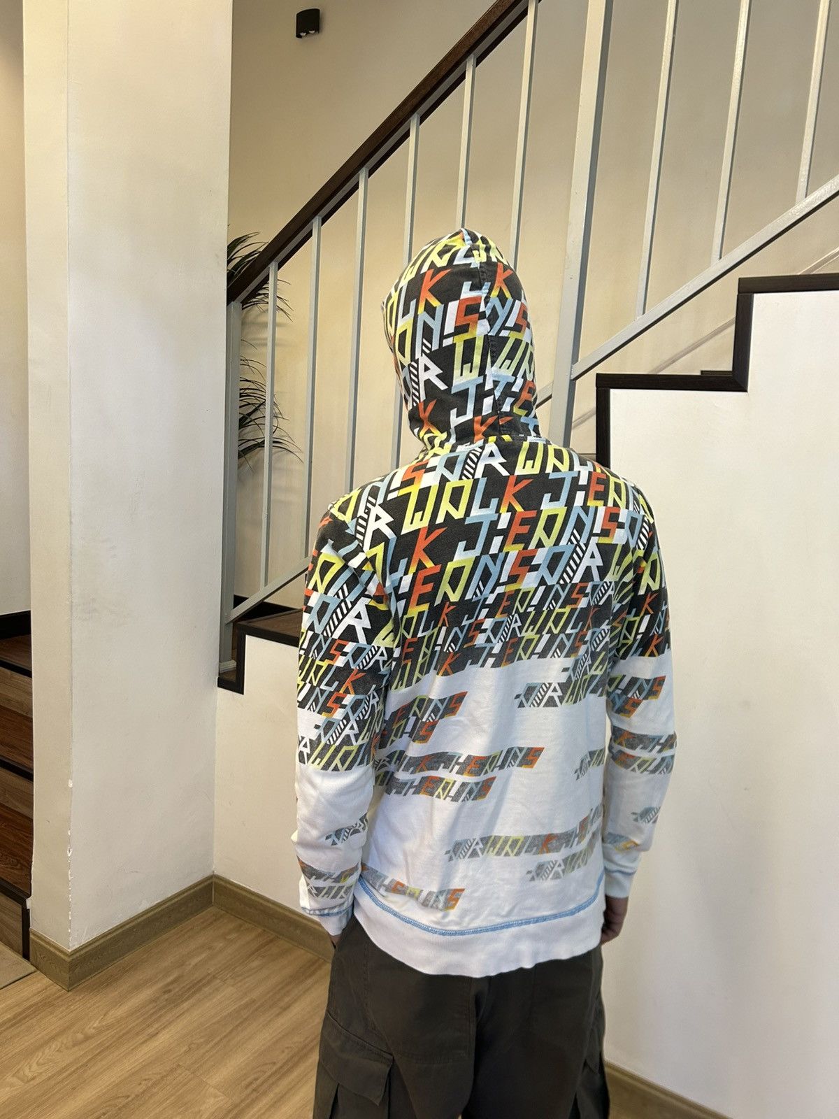 Beauty Beast VINTAGE Airwalk All-Over Print (AOP) Full-Zip Hoodie Size US L / EU 52-54 / 3 - 2 Thumbnail