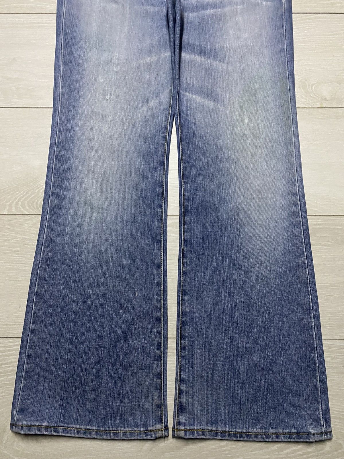 Uniqlo Vintage Japanese Brand Uniqlo Faded Wash Flare Jeans Size US 33 - 5 Thumbnail