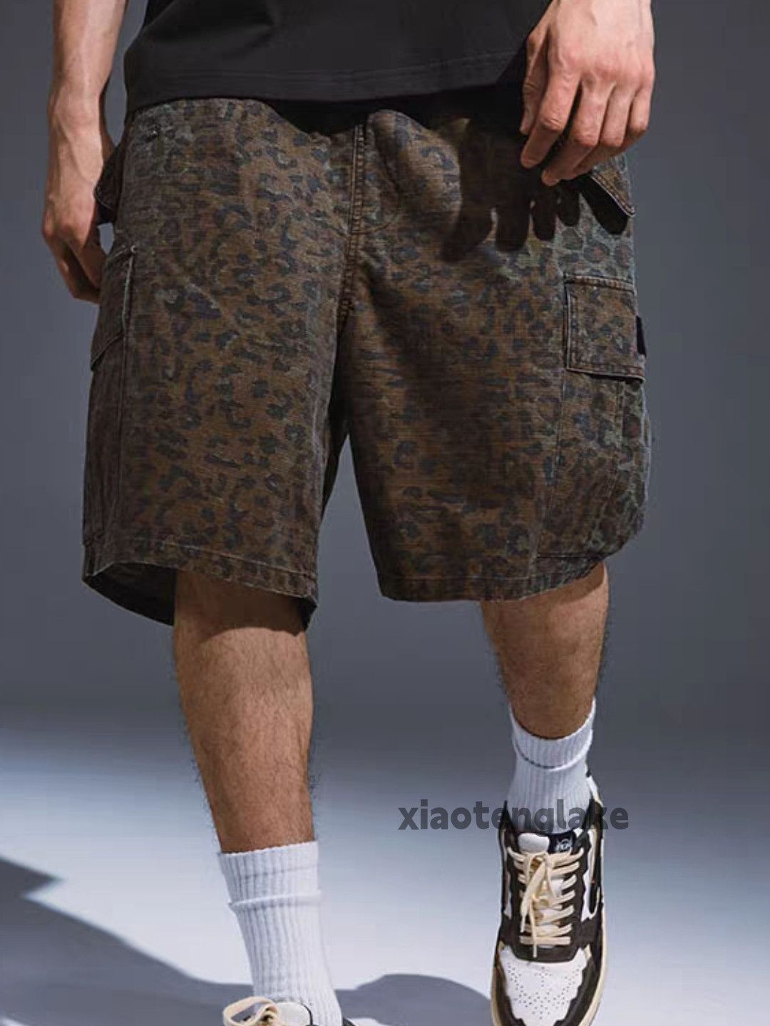 Vintage xz vintage wide Leg loose hiphop leopard cargo shorts Size US 32 / EU 48 - 2 Thumbnail