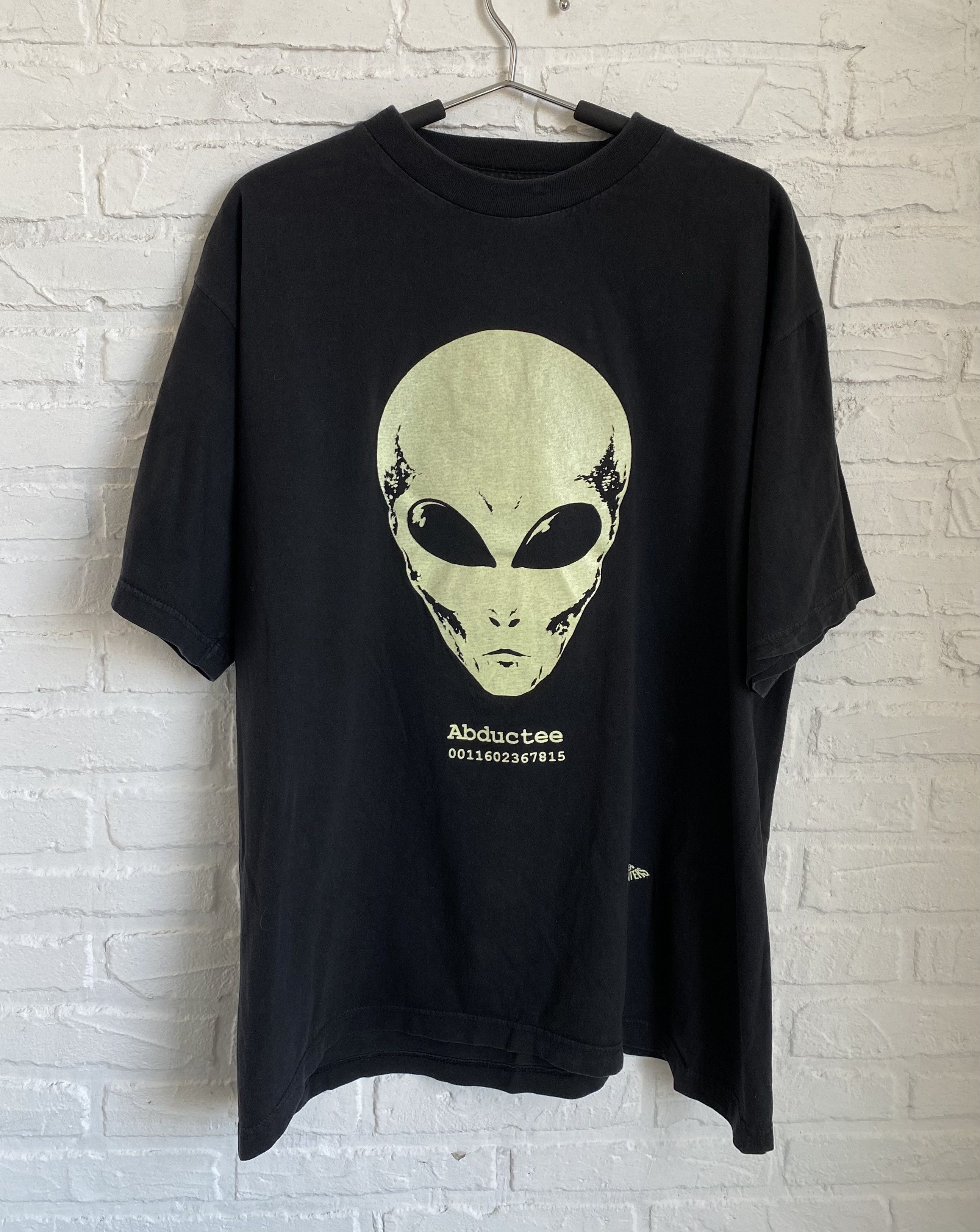 Band Tees × Vintage Vintage 90s Alien abductee Alien encounters t-shirt Size US L / EU 52-54 / 3 - 1 Thumbnail