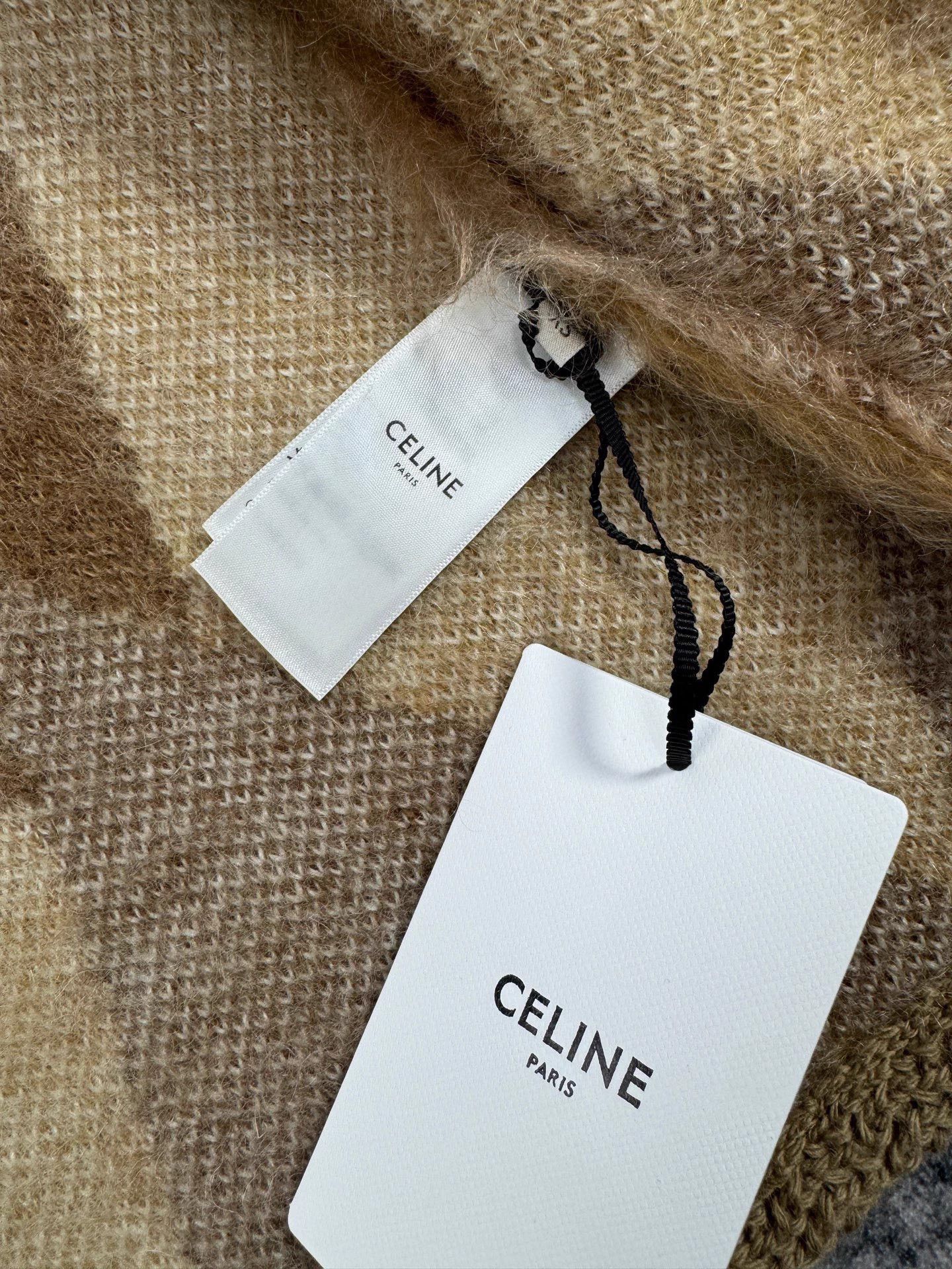 Celine Celine Diamond Quilted Mohair Gold Button Jacket XS Size XS / US 0-2 / IT 36-38 - 5 Thumbnail