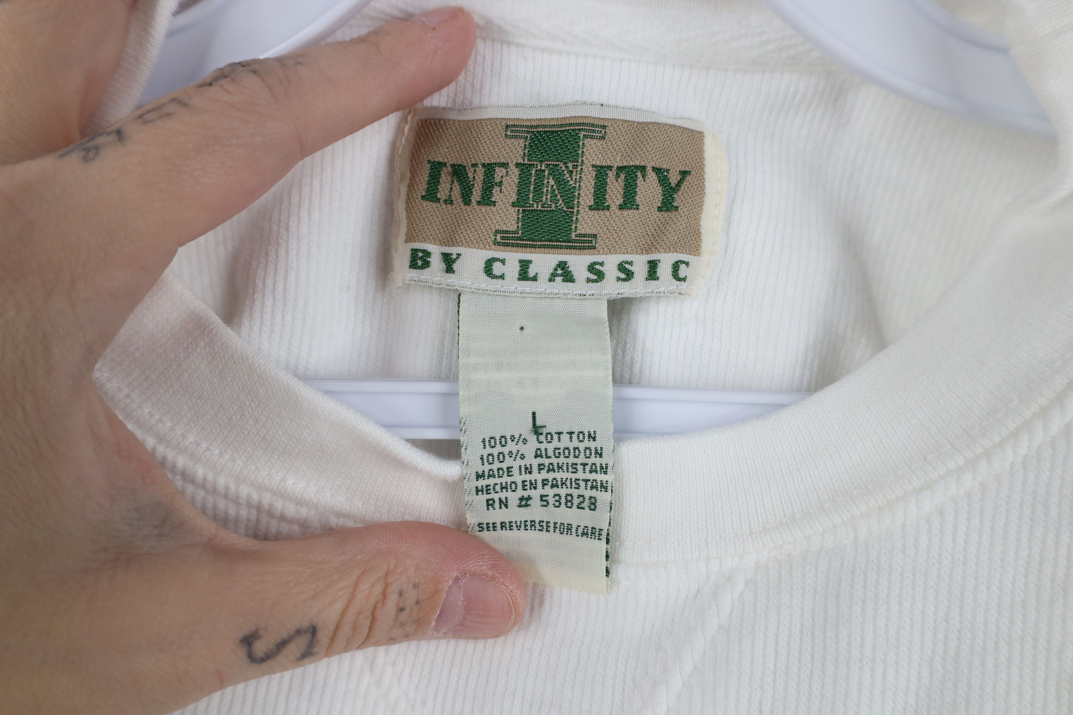 Vintage Vintage 90s Streetwear Ribbed Knit Crewneck Sweater White Size US L / EU 52-54 / 3 - 4 Thumbnail