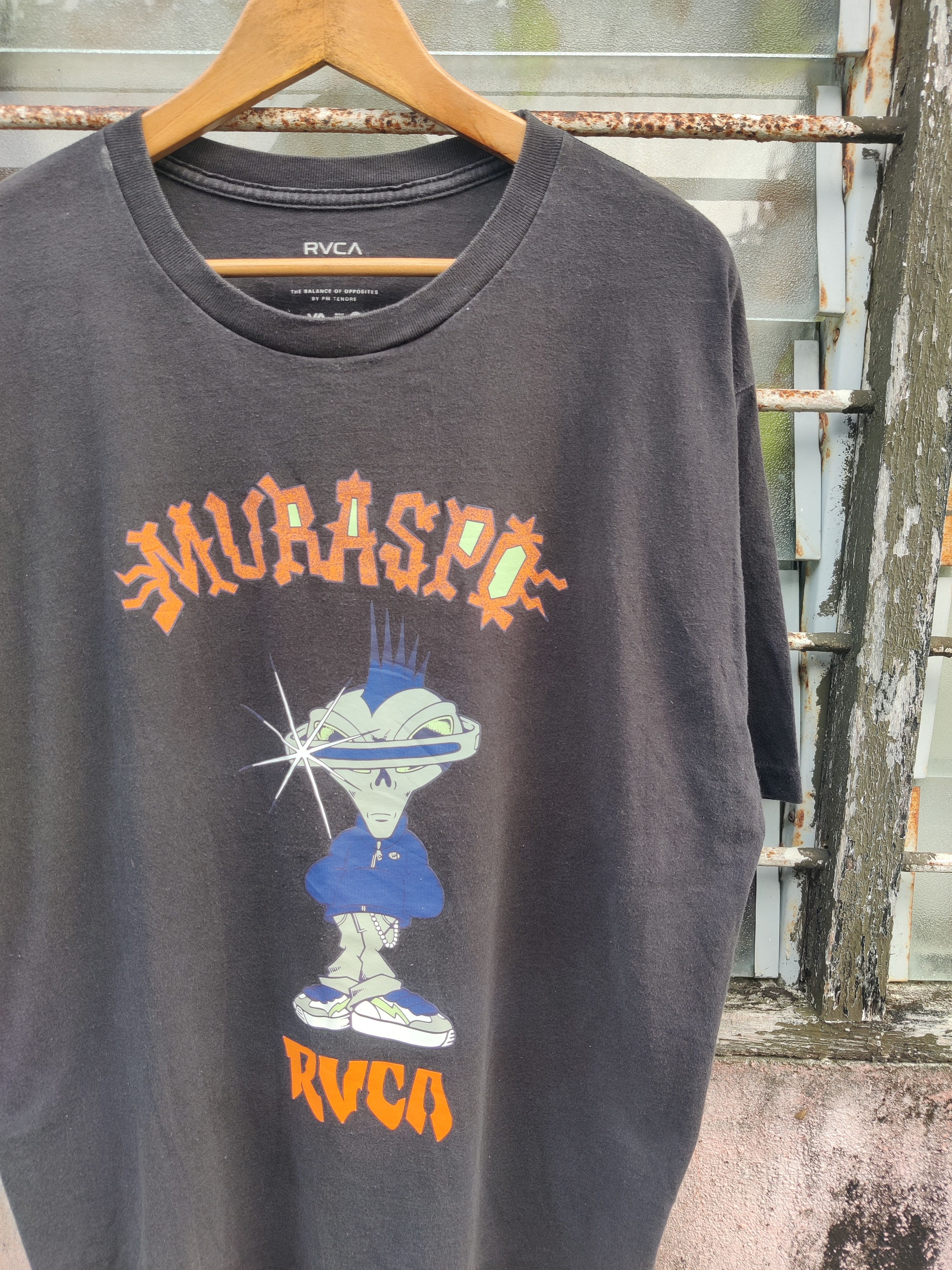Vintage Vintage Muraspo RVCA Skate Alien Surf Shirt Size US L / EU 52-54 / 3 - 3 Thumbnail