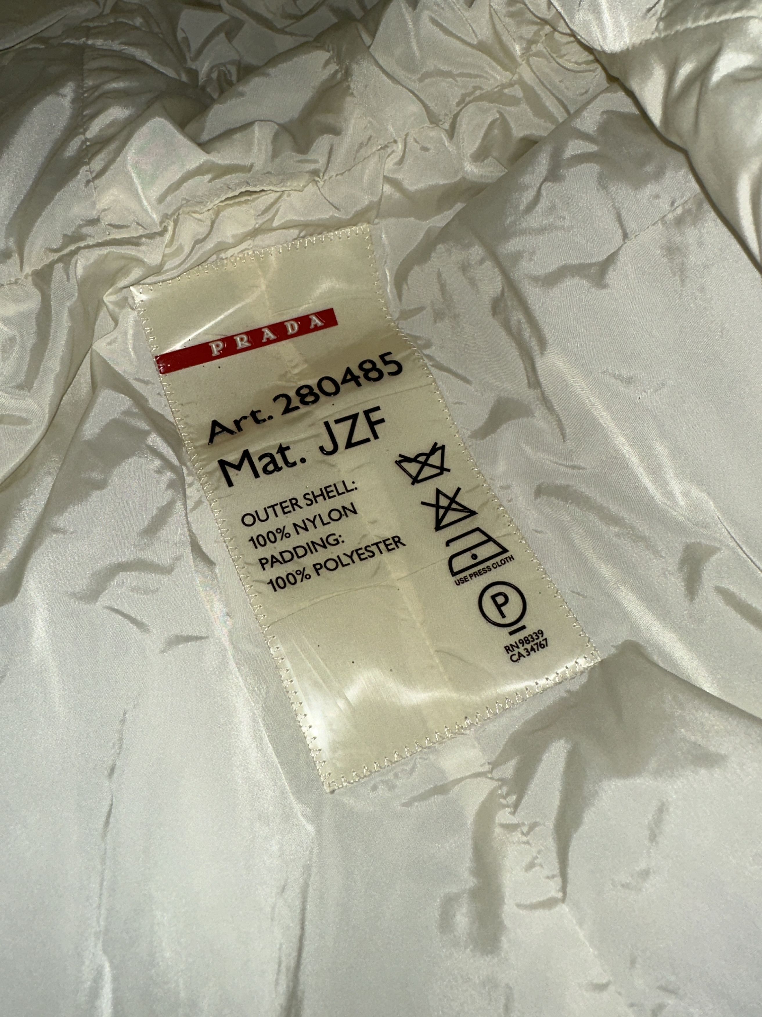 Prada Art 280485 Prada Y2K Rare Puffer Coat Jacket Size 40 Size S / US 4 / IT 40 - 4 Thumbnail
