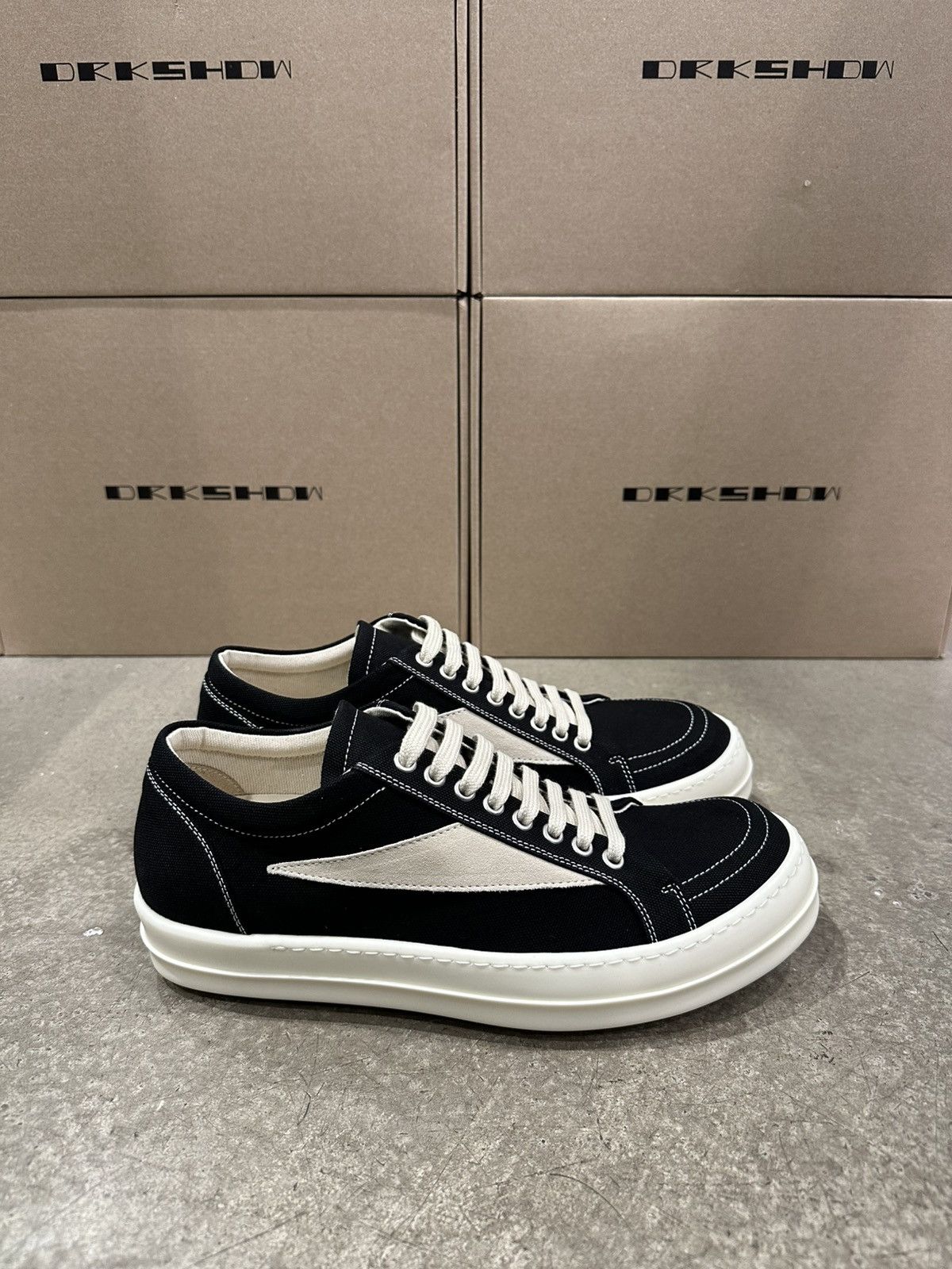 RICK OWENS DRKSHDW Vintage Sneaker Black/Milk