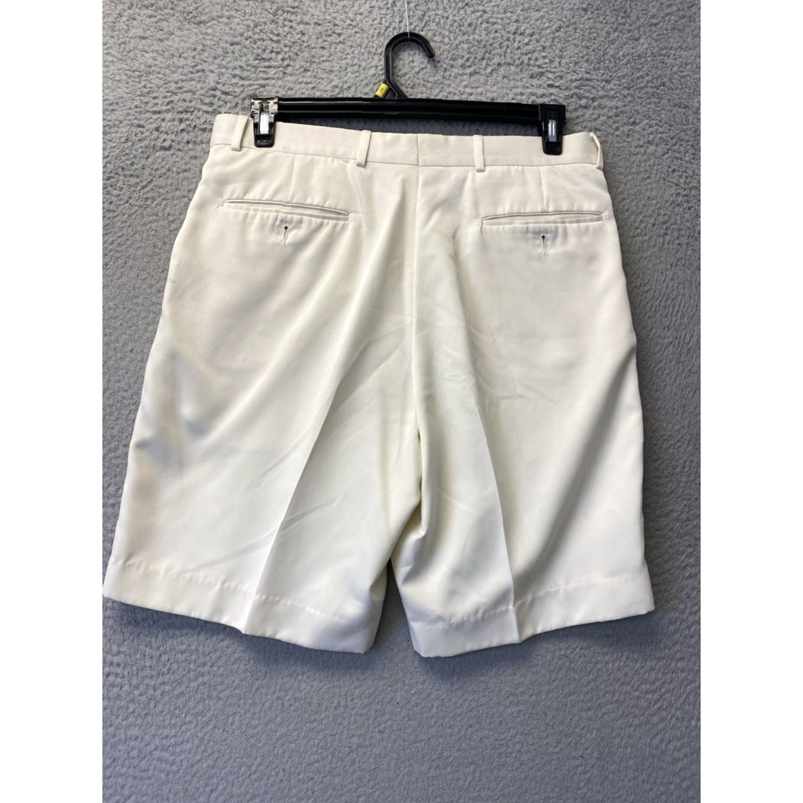Vintage NWOT Andrisen Morton Men's Bermuda Shorts 34 Tan 9" Inseam Regular Fit Pockets Moisture Wicking Quick Dry 120-33 Size US 34 / EU 50 - 7 Thumbnail
