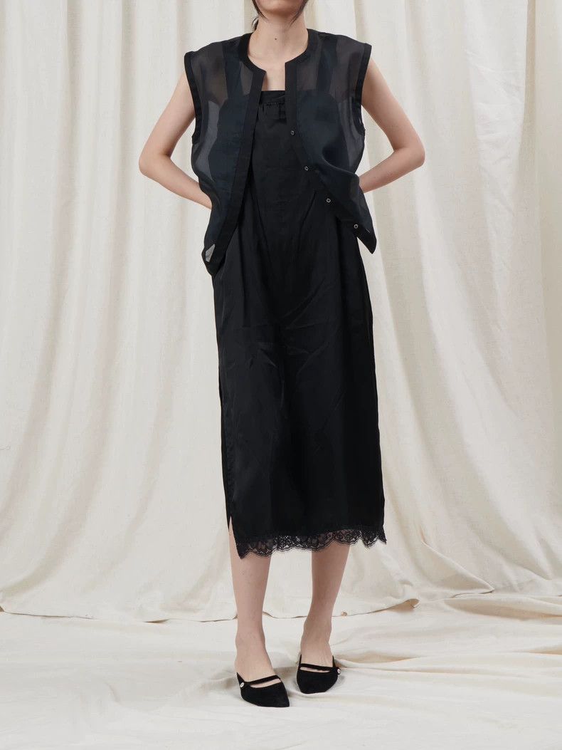 Helmut Lang HELMUT LANG sizeP Black silk crepe edged sleeveless vest Size M / US 6-8 / IT 42-44 - 1 Thumbnail