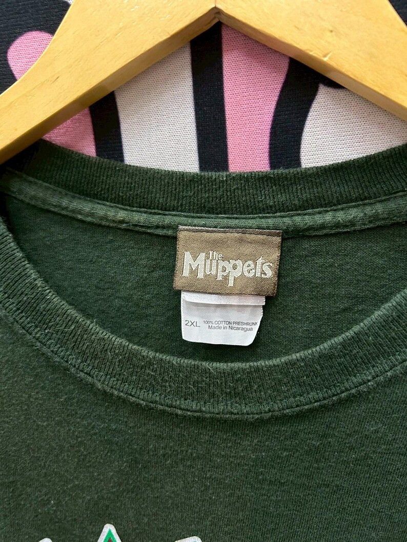 Vintage Vintage 2000s The Muppets tshirt size 2XL Size US XXL / EU 58 / 5 - 4 Thumbnail