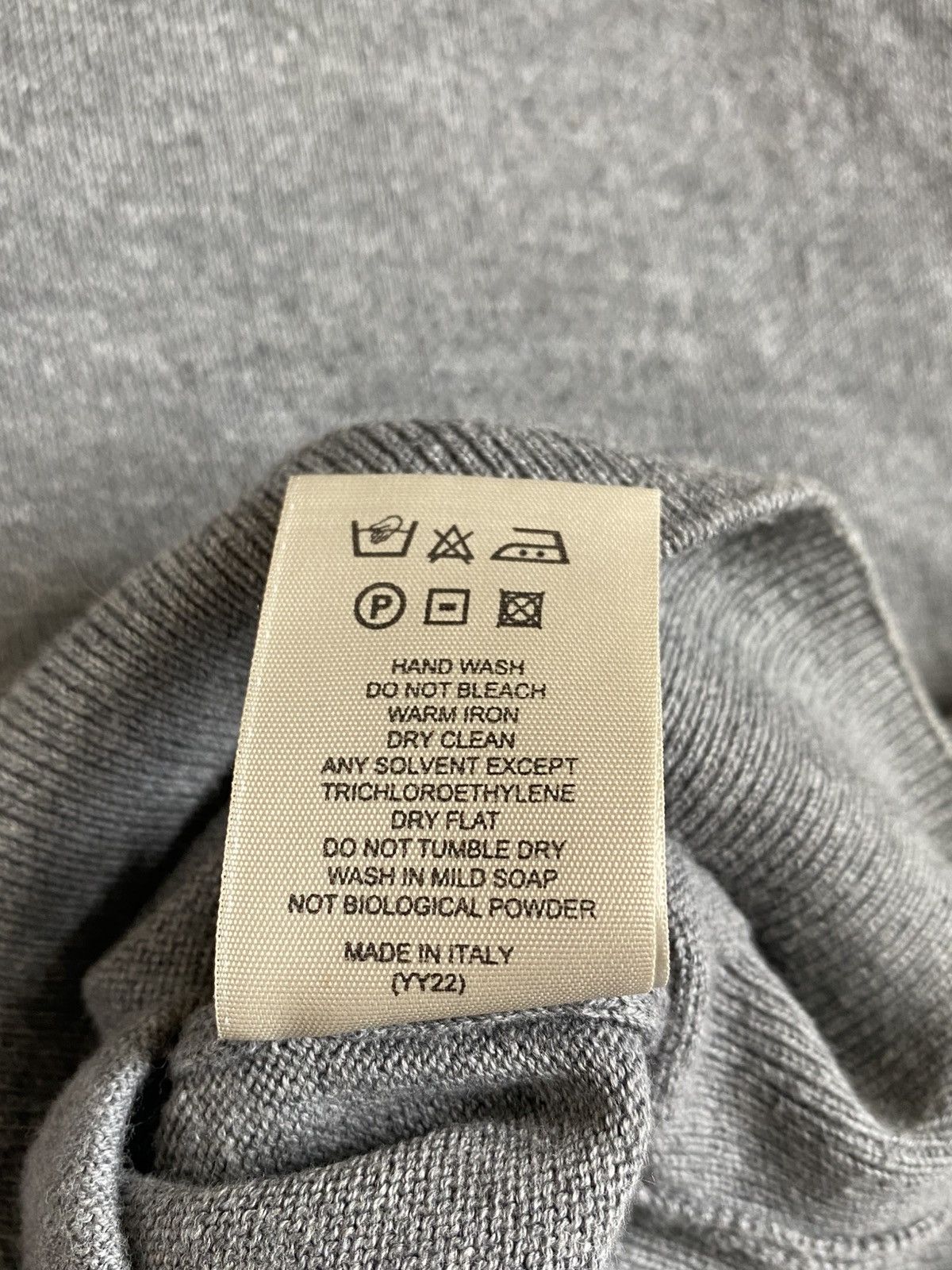 Burberry Vintage Burberry Men’s Embroidered Logo Light Longsleeve S Size US S / EU 44-46 / 1 - 8 Thumbnail