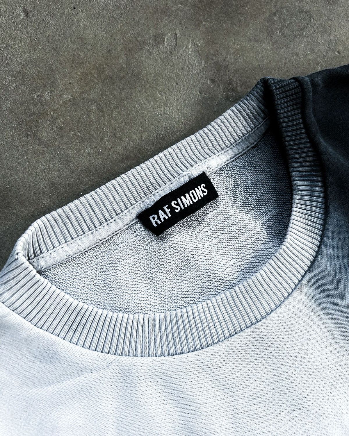 Raf Simons S/S14 NEW SILHOUETTE DIP DYE SWEATER Size US M / EU 48-50 / 2 - 4 Thumbnail