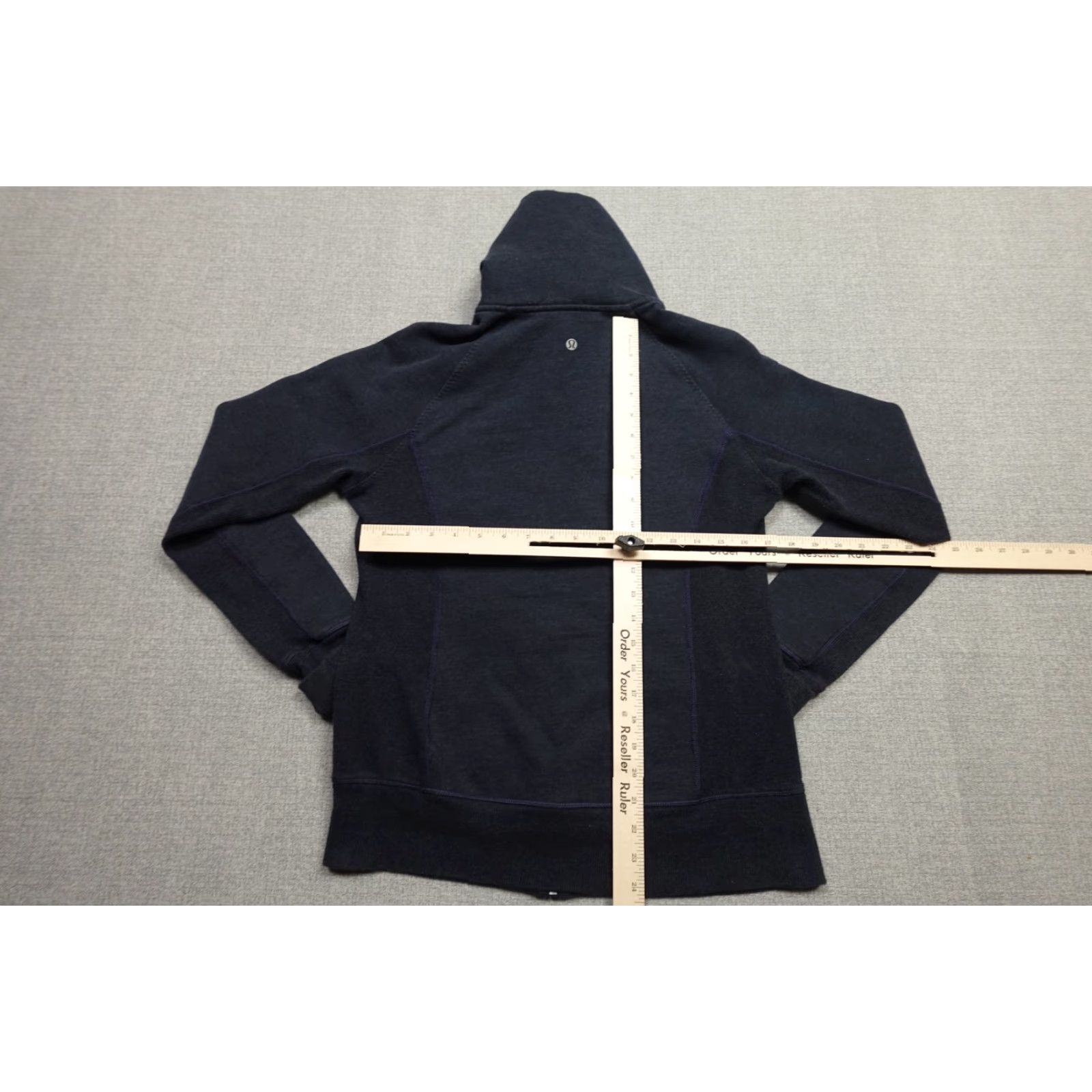 Lululemon VINTAGE:Lululemon Scuba Hoodie Womens Medium Black Full Zip Quilted Sweatshirt Jacket Size M / US 6-8 / IT 42-44 - 5 Thumbnail