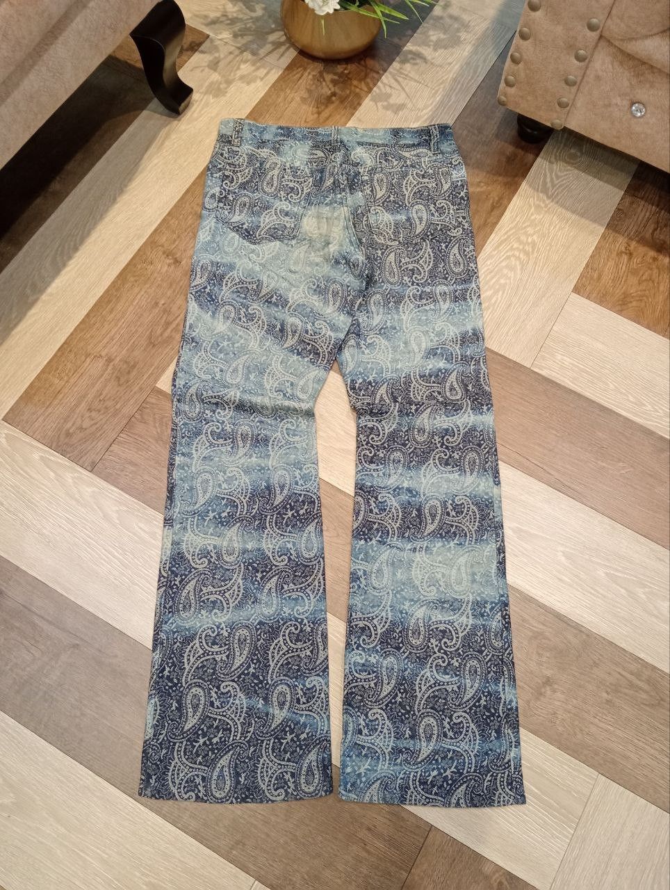 5351 POUR LES HOMMES 5351 POUR LES HOMMES JAPAN BLUE PAISLEY FLARED DENIM PANTS Size US 31 - 12 Thumbnail