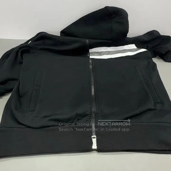 Moncler Moncler Embroidered Logo Zip Hoodie. Size US L / EU 52-54 / 3 - 7 Thumbnail