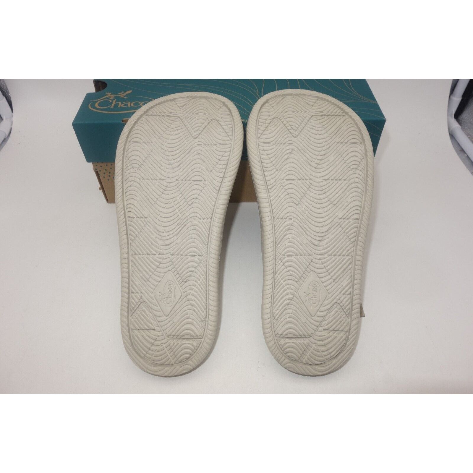 Chaco NEW Chaco Chillos Slide Light Tie Dye Comfort Sandals Slides Size US 6 / IT 36 - 11 Thumbnail
