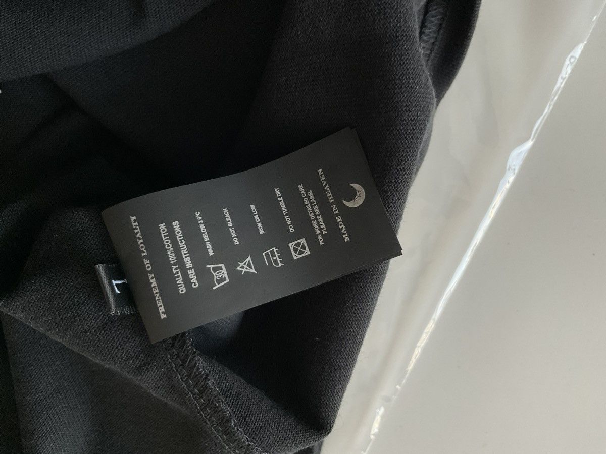 Other Frenemy of loyalty T-shirt Size US L / EU 52-54 / 3 - 11 Thumbnail