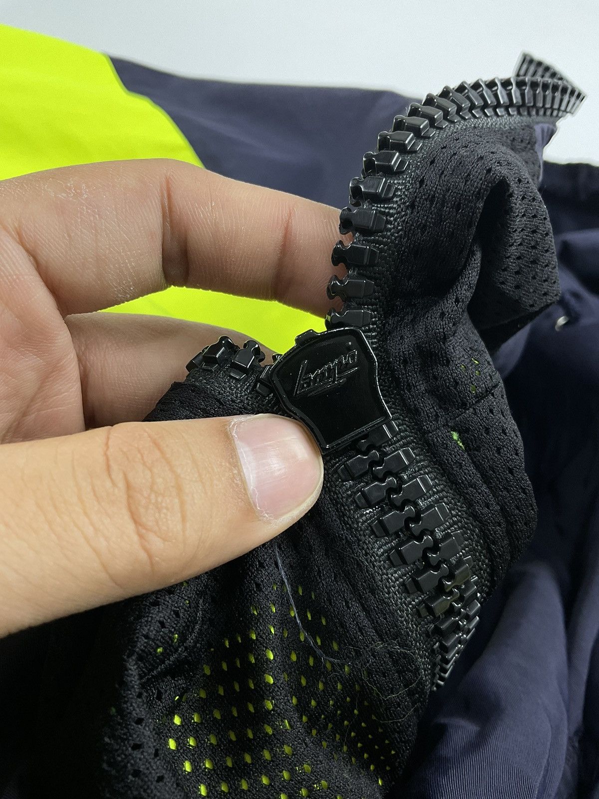 Vetements Vetements F/W'19 Hi Vis Anarchy Parka Jacket Size US M / EU 48-50 / 2 - 10 Thumbnail