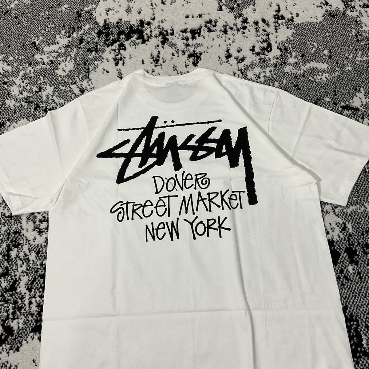Stussy STUSSY DOVE STREET MARKET NEW YORK TEE IN WHITE- XL Size US XL / EU 56 / 4 - 2 Thumbnail