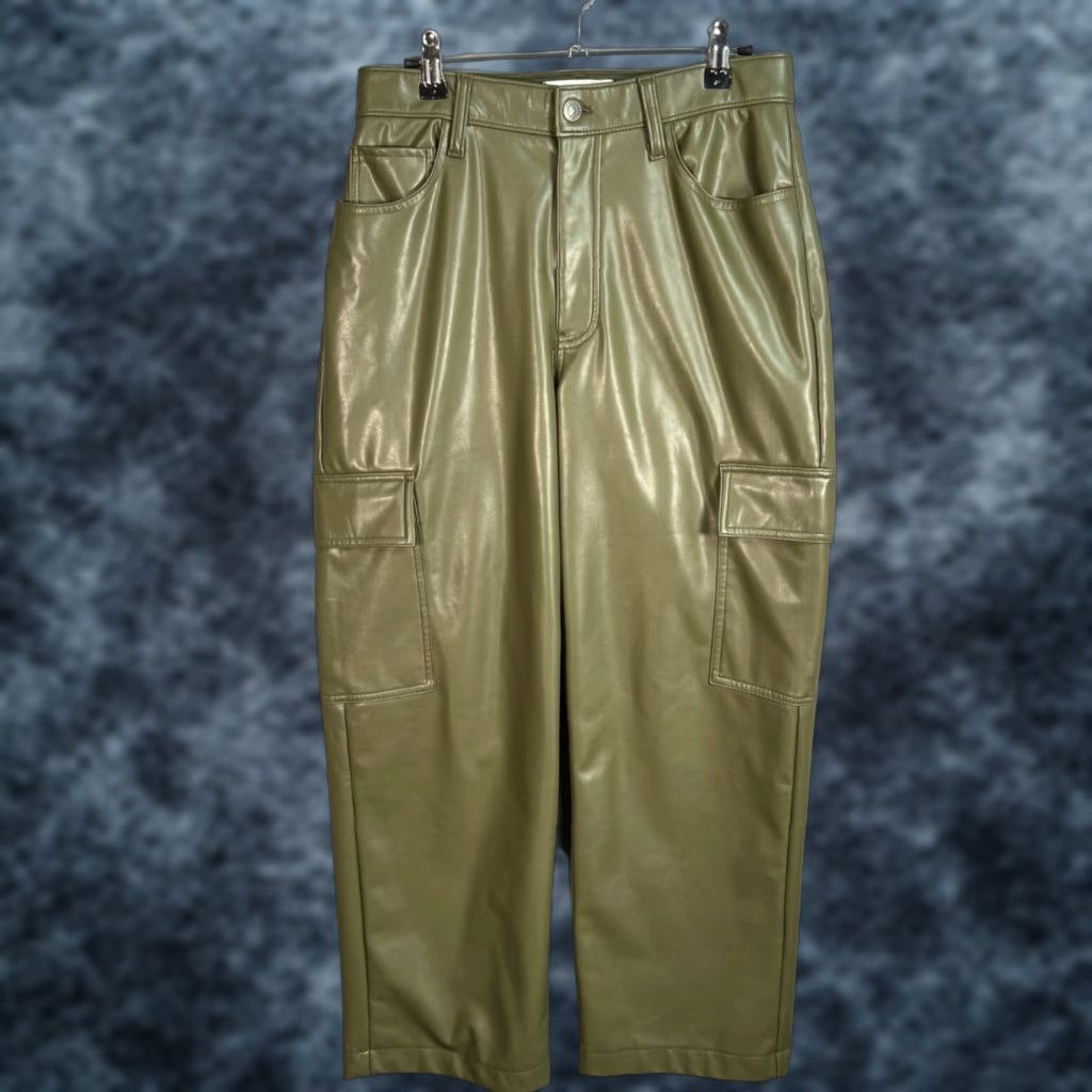 Abercrombie & Fitch Abercrombie & Fitch 90s Relaxed High Rise Faux Leather Cargo Pants Green Size 8 Size 30" / US 8 / IT 44 - 1 Thumbnail
