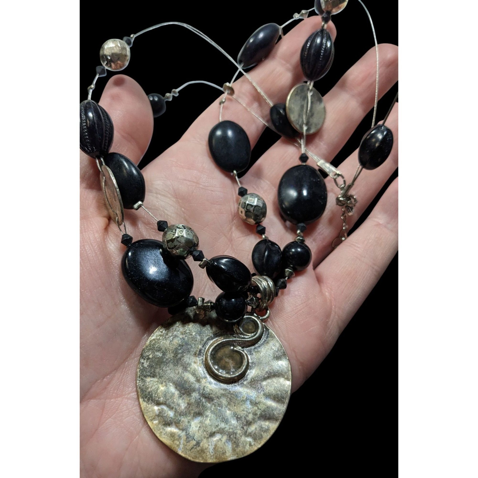 Other Bohemian Beaded Medallion Pendant Necklace Size ONE SIZE - 3 Thumbnail