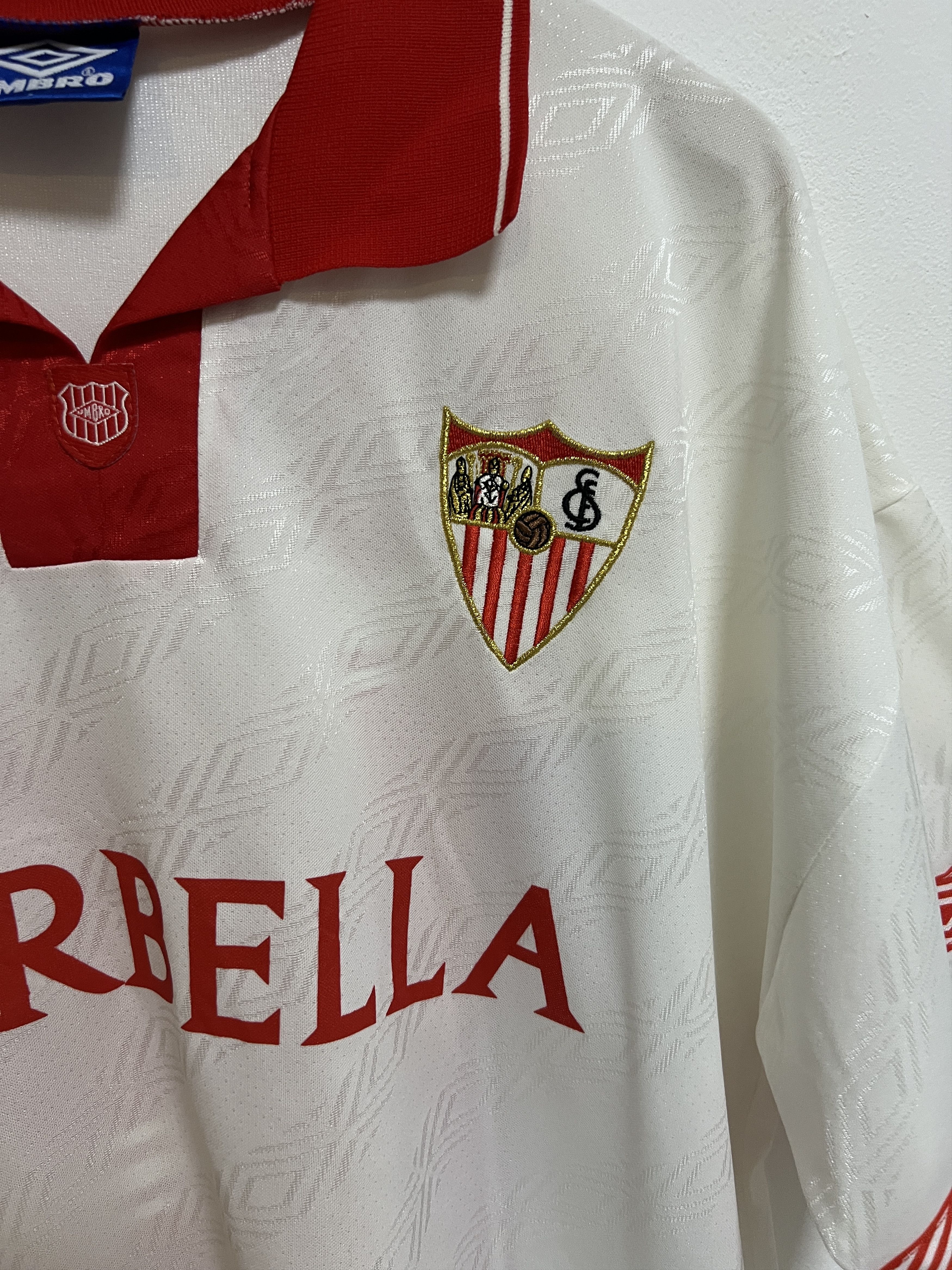 Umbro (XL) Sevilla 1994-96 Home Kit Moacir #15 Size US XL / EU 56 / 4 - 5 Thumbnail