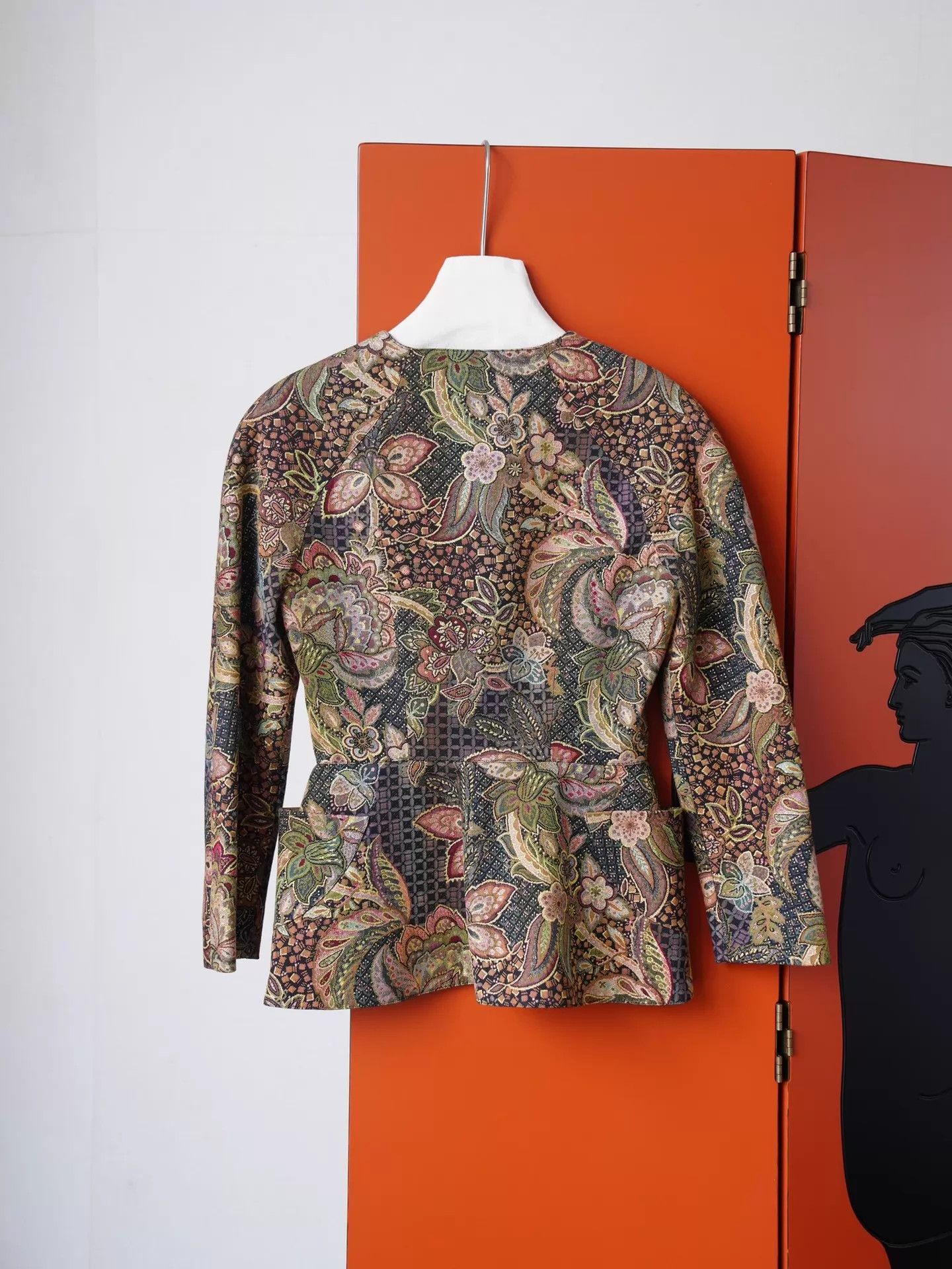 Christian Lacroix Christian Lacroix Vintage Baroque Gold-Embroidered Blazer Size S / US 4 / IT 40 - 3 Thumbnail