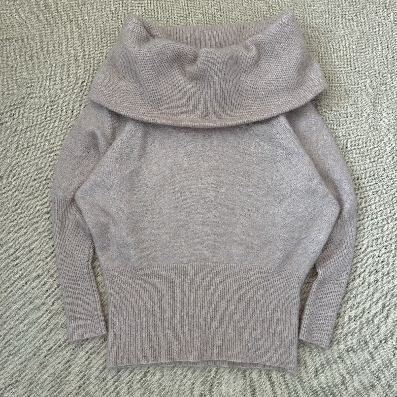 Acne Studios Daze Mohair Wool Cowl Off The Shoulder Sweater Medium Size M / US 6-8 / IT 42-44 - 2 Thumbnail