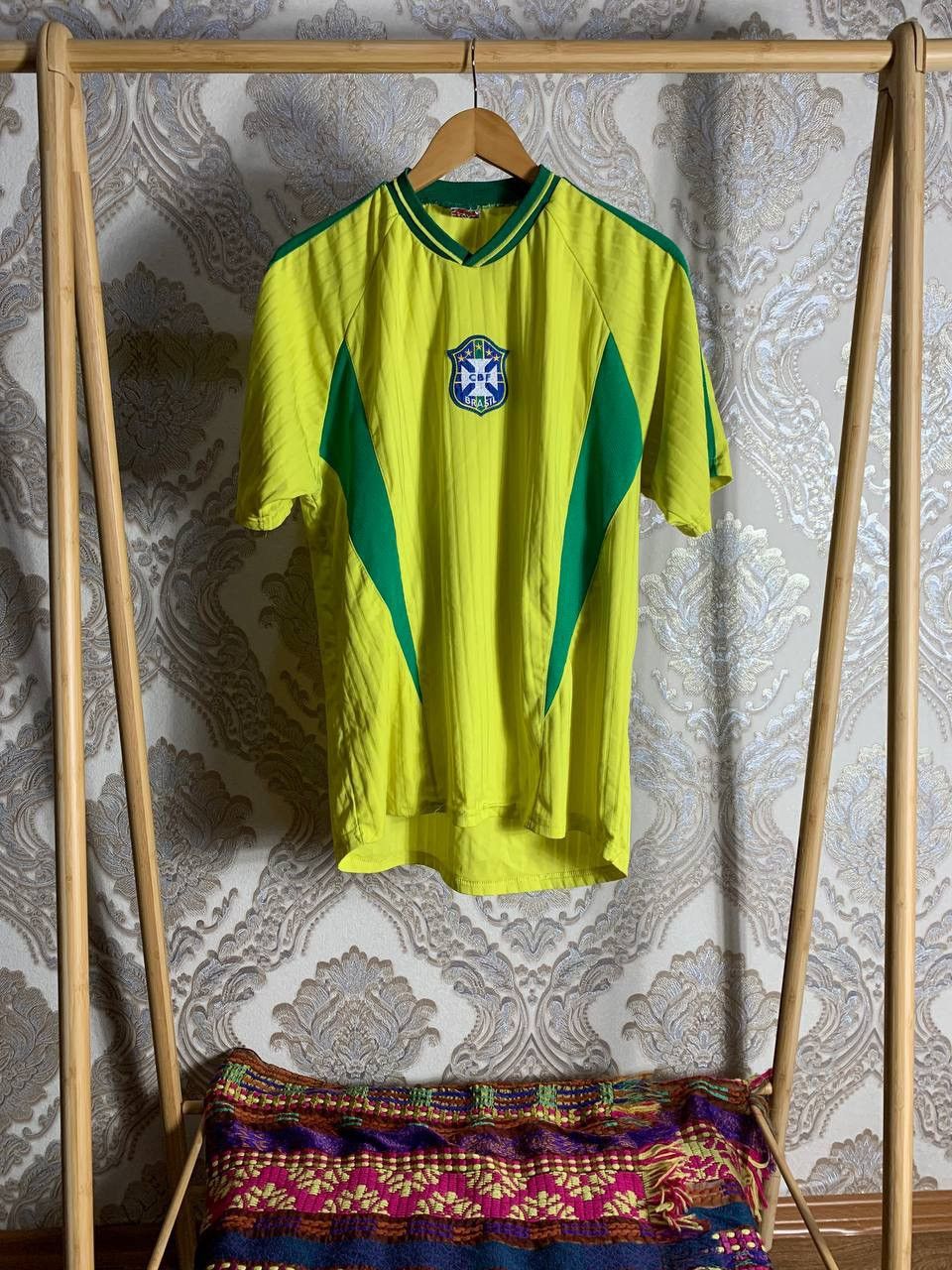 Vintage VERY RARE BRAZIL RONALDO RETRO SOCCER JERSEY BLOKE Y2K 90s Size US XL / EU 56 / 4 - 2 Thumbnail