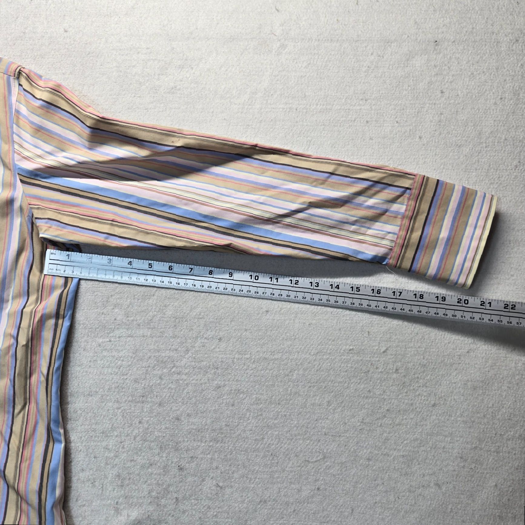 Liz Claiborne Liz Claiborne Shirt Adults 12 Multicolor Striped Long Sleeve Button-Up Women's Shirt Non-Iron Basic Regular Adult Women 12 Multicolor Stripe Shirt Size XL / US 12-14 / IT 48-50 - 5 Thumbnail
