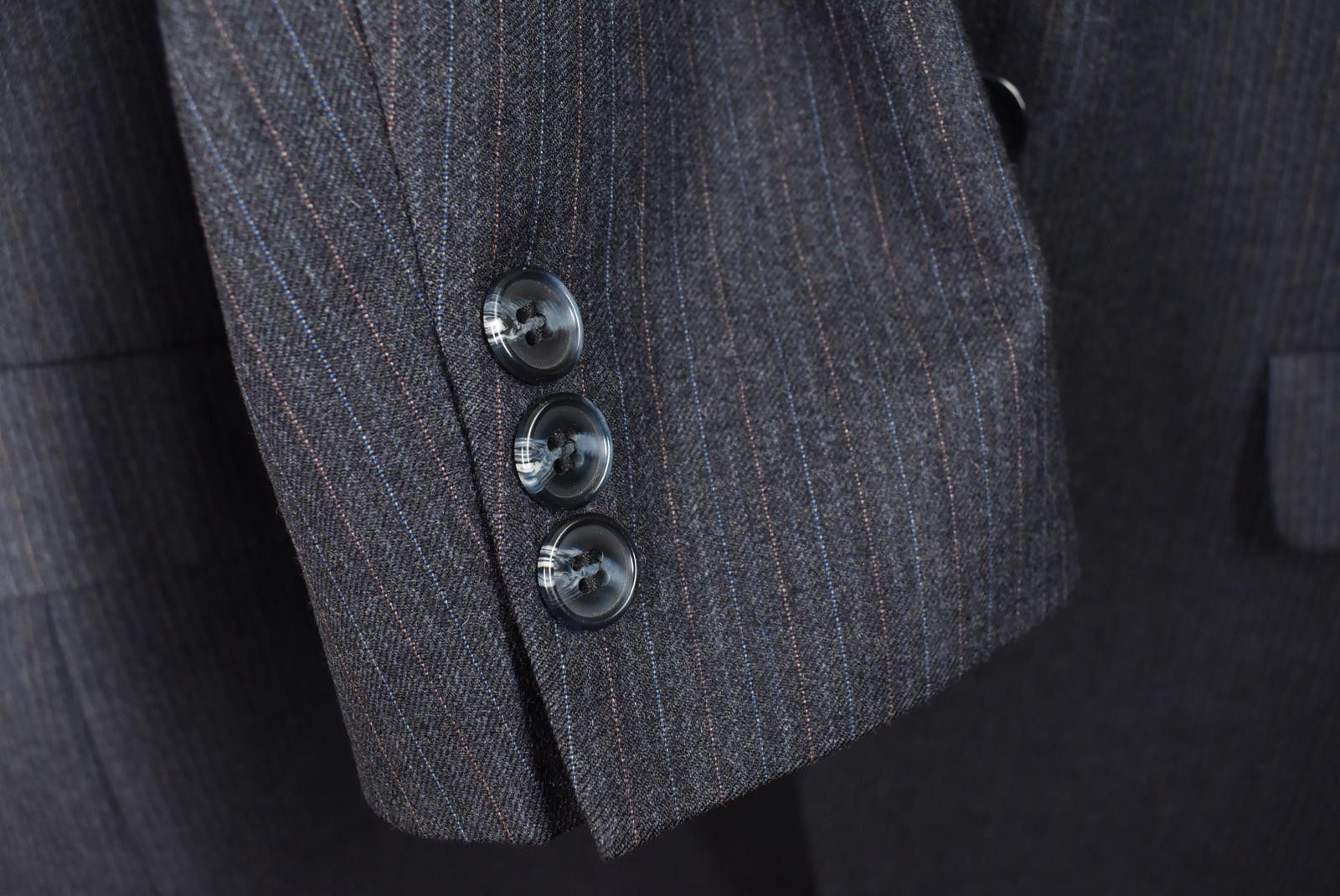 Designer Kavaler Men’s Wool Suit Blazer – Vintage Black Stripped L Size 42R - 5 Thumbnail