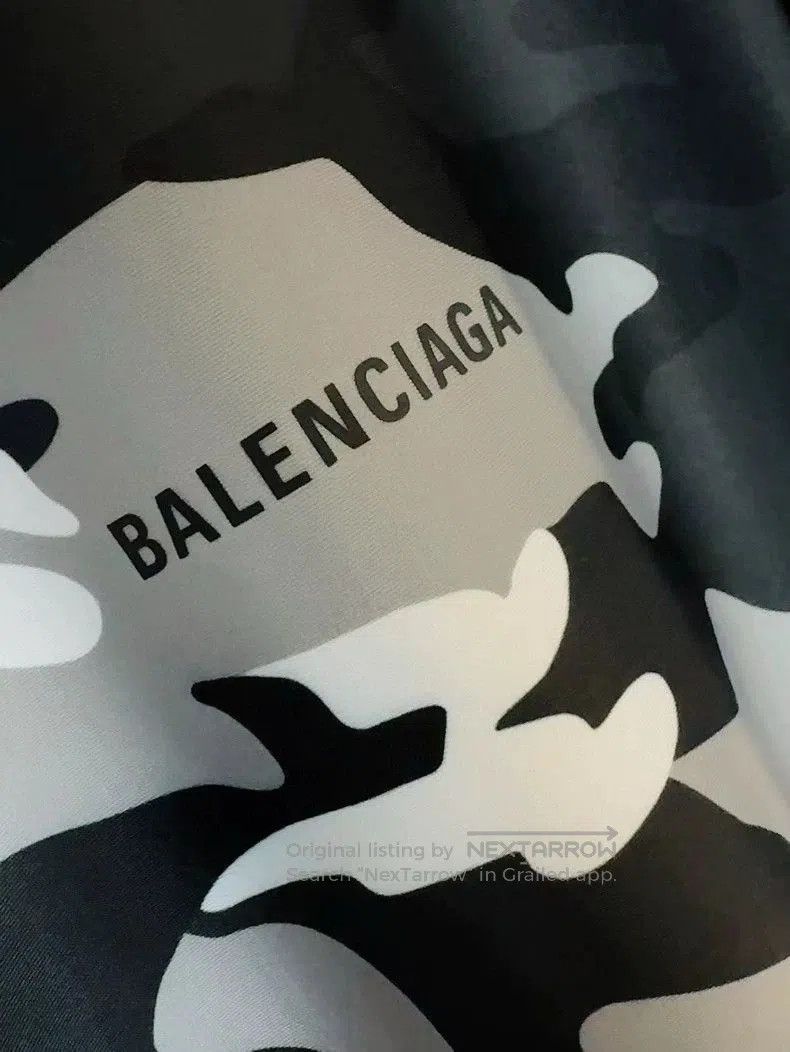 Balenciaga Balenciaga Camo Short Sleeve T. Size US S / EU 44-46 / 1 - 4 Thumbnail