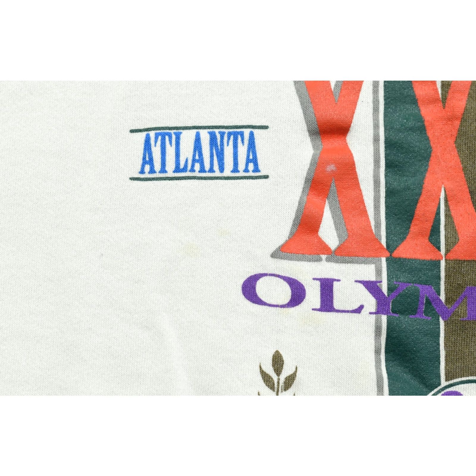 Hanes VINTAGE Hanes Game of the Olympiad XXVI 96' Atlanta Men's Pullover Sweatshirt 2XL White Crew Neck Long Sleeve Solid Logo Sweatshirt Size US XXL / EU 58 / 5 - 8 Thumbnail