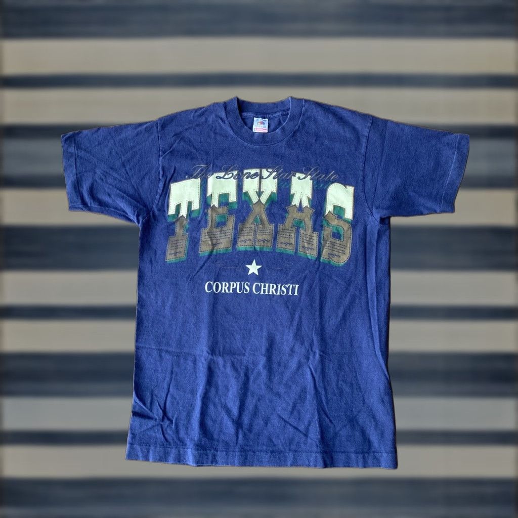 Fruit Of The Loom VINTAGE Lone Star State Texas Corpus Christi Souvenir Tourist T-Shirt Medium Blue Cotton Logo Crew Neck Short Sleeve Men M USA 90s 80s Graphic Print Size US M / EU 48-50 / 2 - 1 Thumbnail