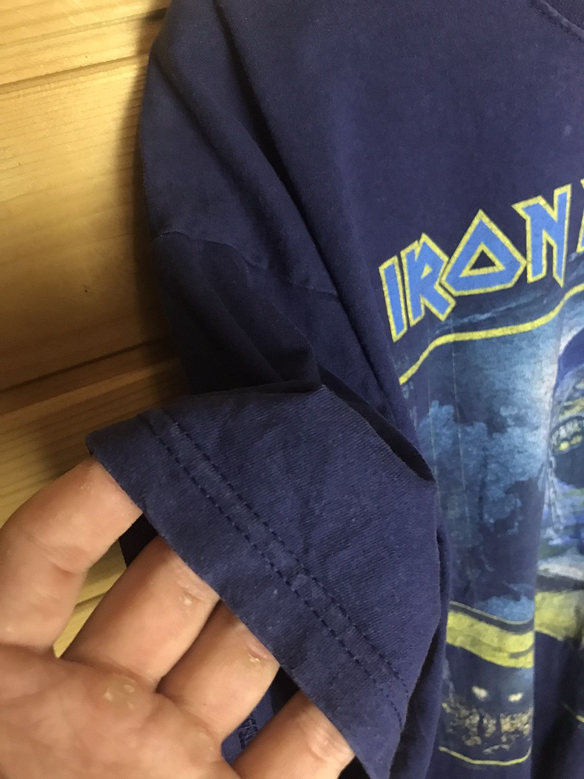 Vintage Vintage Iron Maiden flight 666 t-shirt Size US XL / EU 56 / 4 - 5 Thumbnail