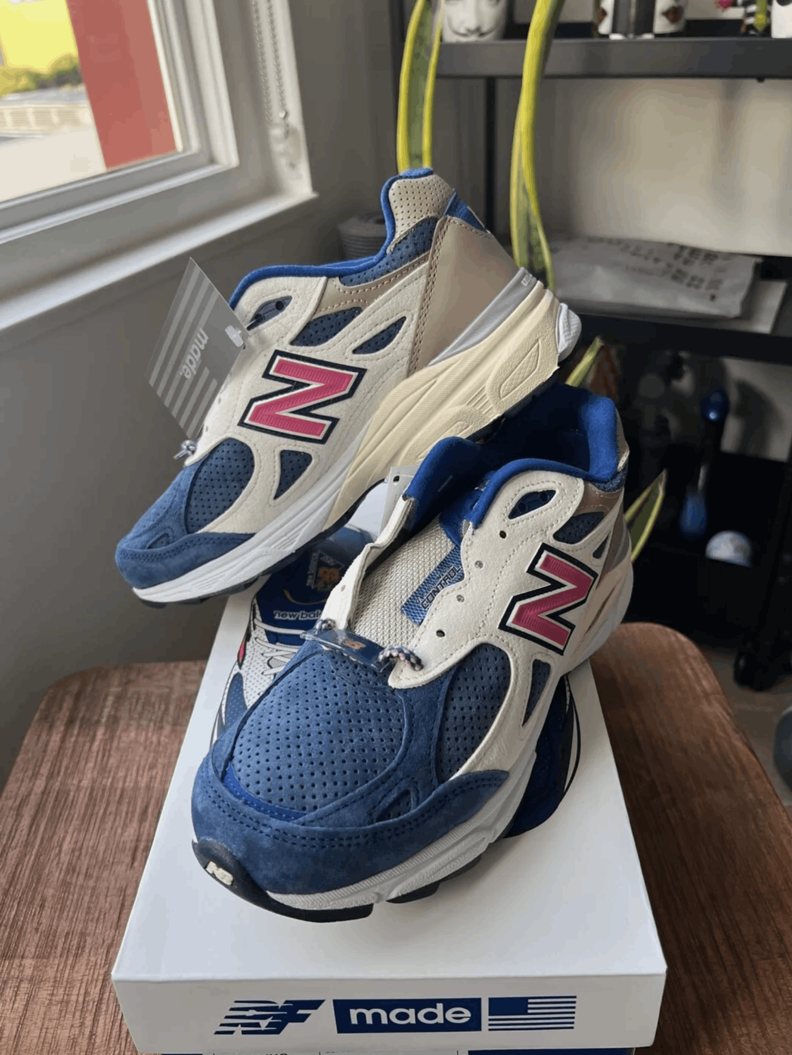 Kith × New Balance Kith x New Balance 990v3 Daytona M990KH3 M6 / W7.5 Size US 7.5 / IT 37.5 - 1 Thumbnail