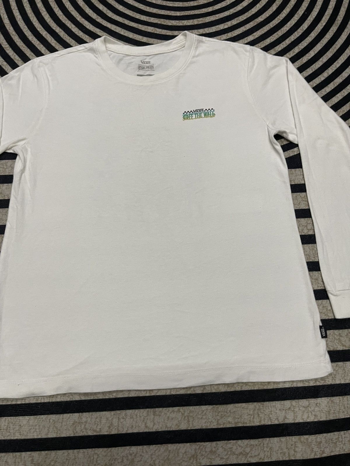 Vans Y2K VANS X ONE PIECE LONG SLEEVE TSHIRT ALL CHARACTERS Size US S / EU 44-46 / 1 - 4 Thumbnail