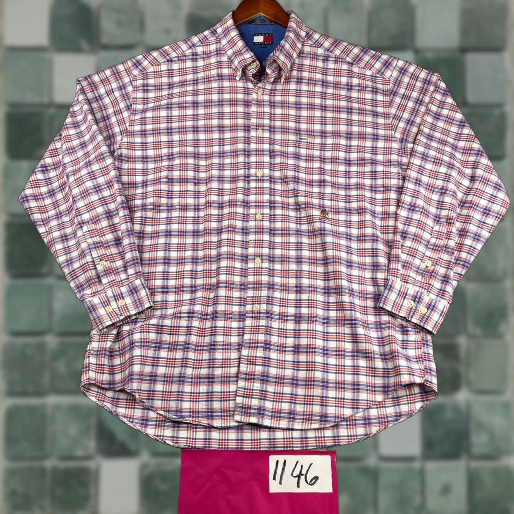 Tommy Hilfiger VINTAGE Tommy Hilfiger Shirt Red White Plaid Crest Button Up Long Sleeve Mens Shirt Size US L / EU 52-54 / 3 - 1 Thumbnail