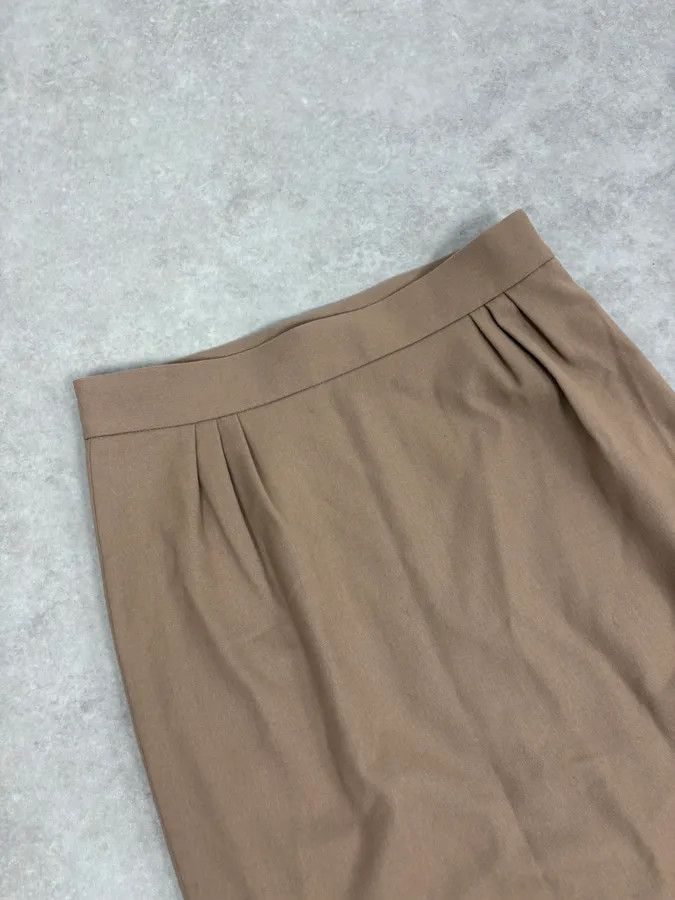 Moschino 2000s Moschino Beige Classy Skirt Size 26" / US 2 / IT 38 - 6 Thumbnail