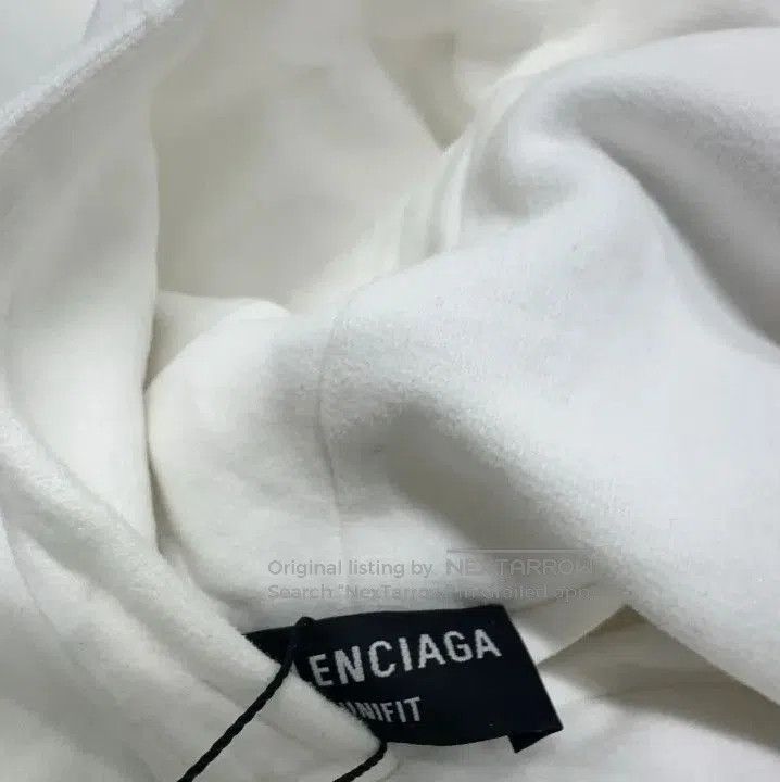 Other Balenciaga SS22 Logo Distressed Hoodie for Men. Size US M / EU 48-50 / 2 - 6 Thumbnail