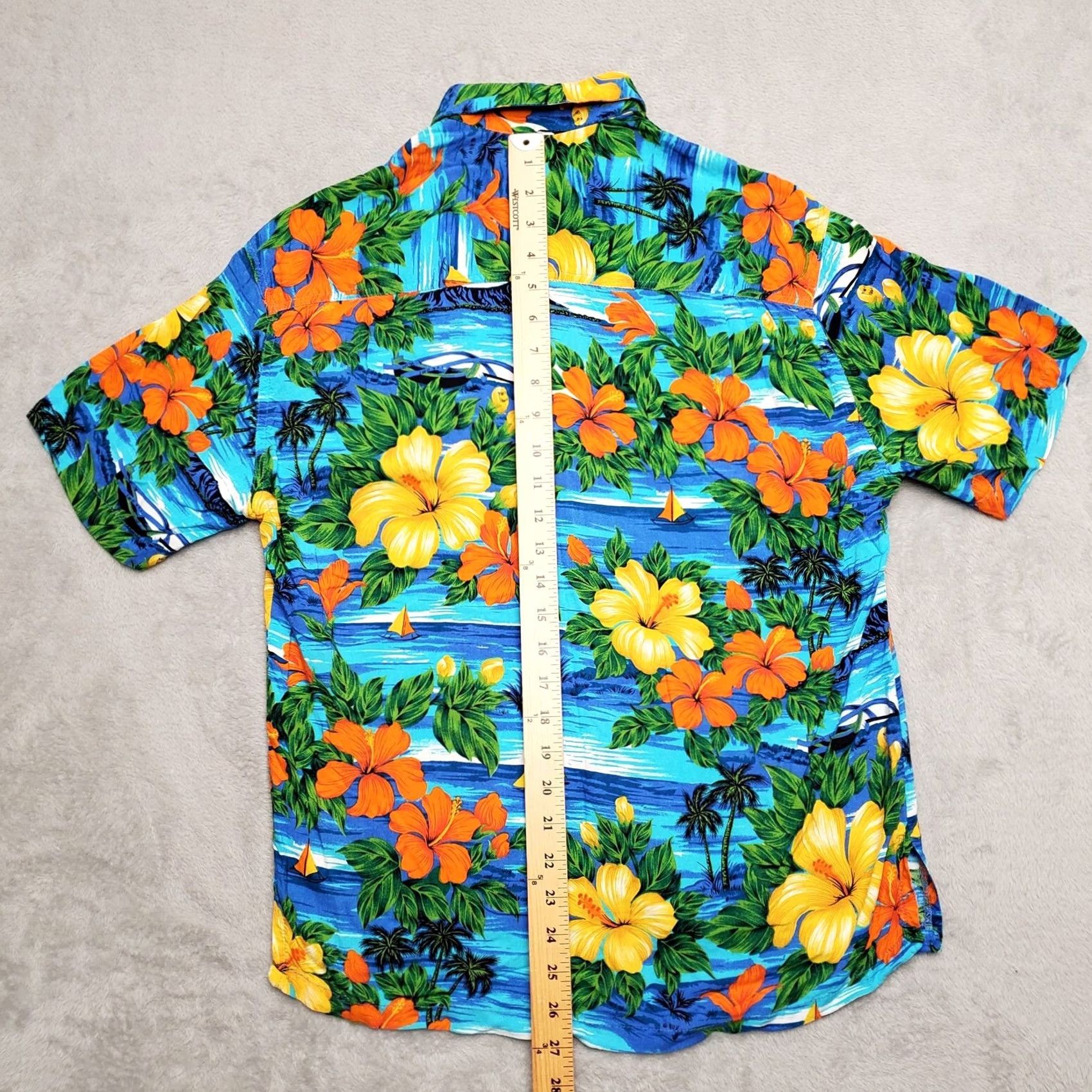 Vintage Squish Shirt Mens Small Blue Orange Hibiscus Palm Ocean Waves 100% Rayon Casual Shirt, Floral, Short Sleeve, Button-Up, Viscose, Mens Size US S / EU 44-46 / 1 - 5 Thumbnail